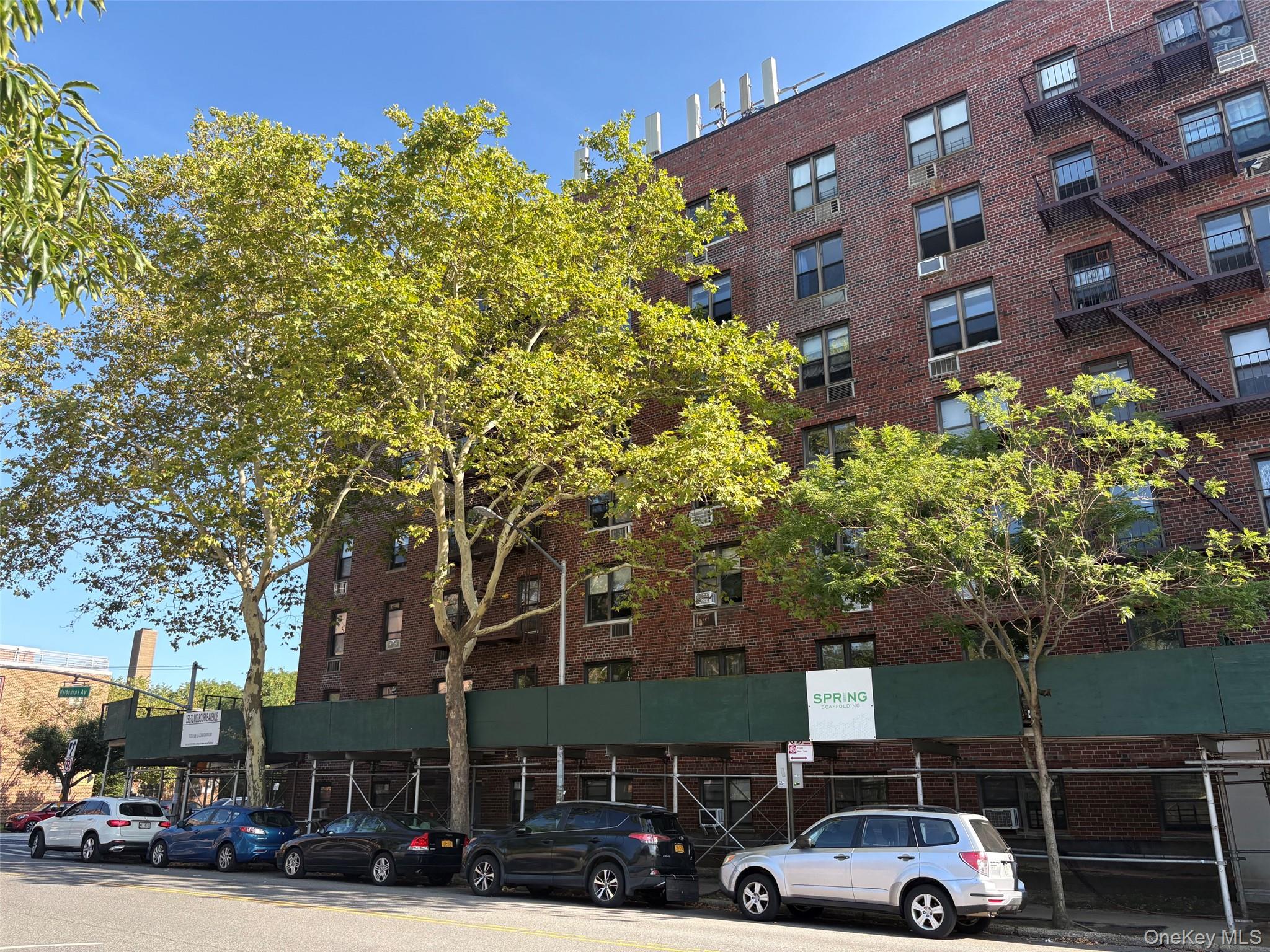152-72 Melbourne Avenue 1D — photo