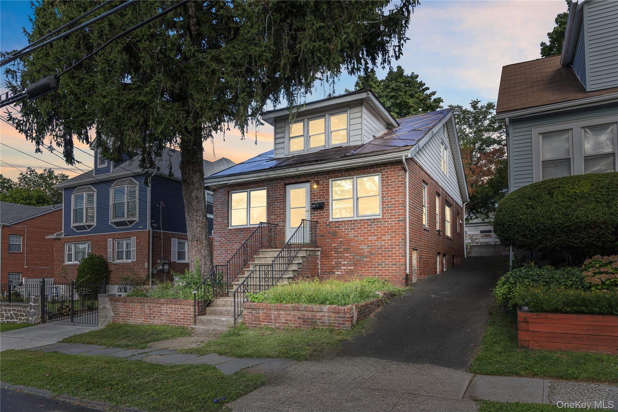 120 First Street — photo