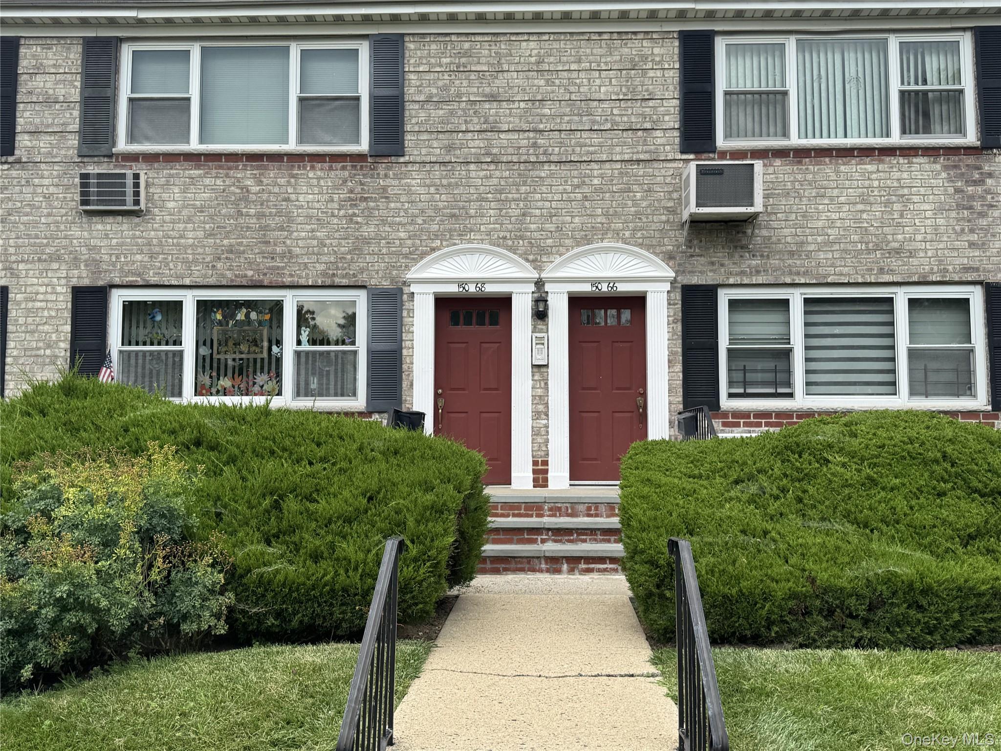 150-66 Jewel Avenue 79B — photo