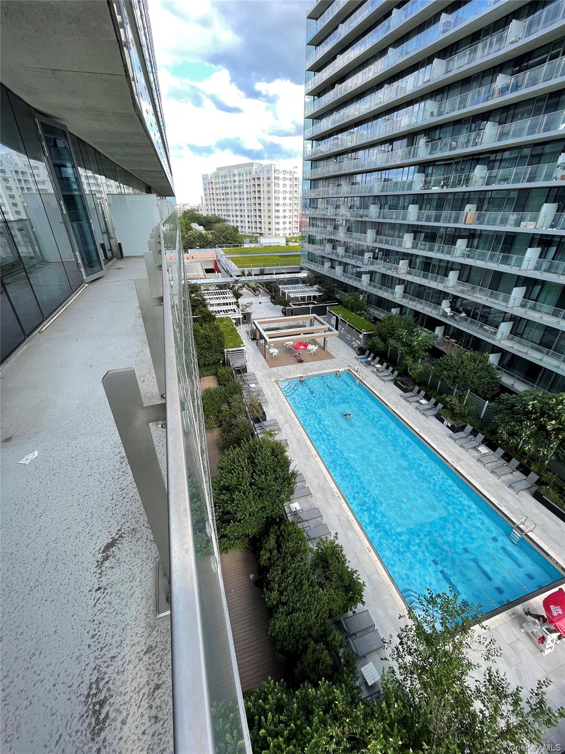 131-05 40th Road 15M — photo