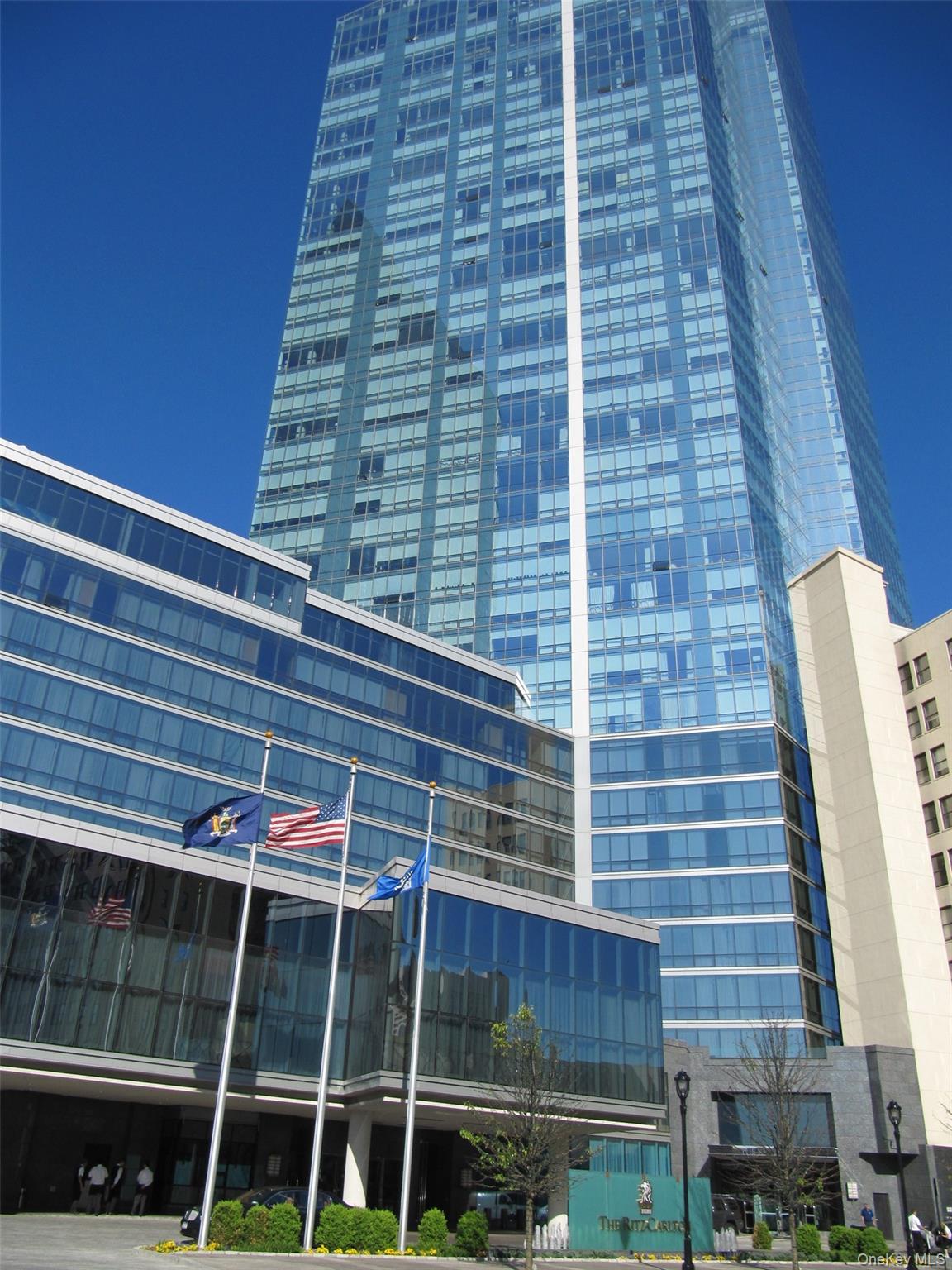 1 Renaissance Square 15D — photo