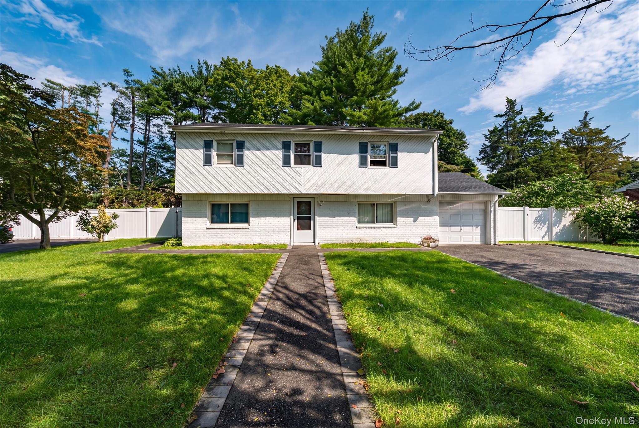 19 South Lane — photo