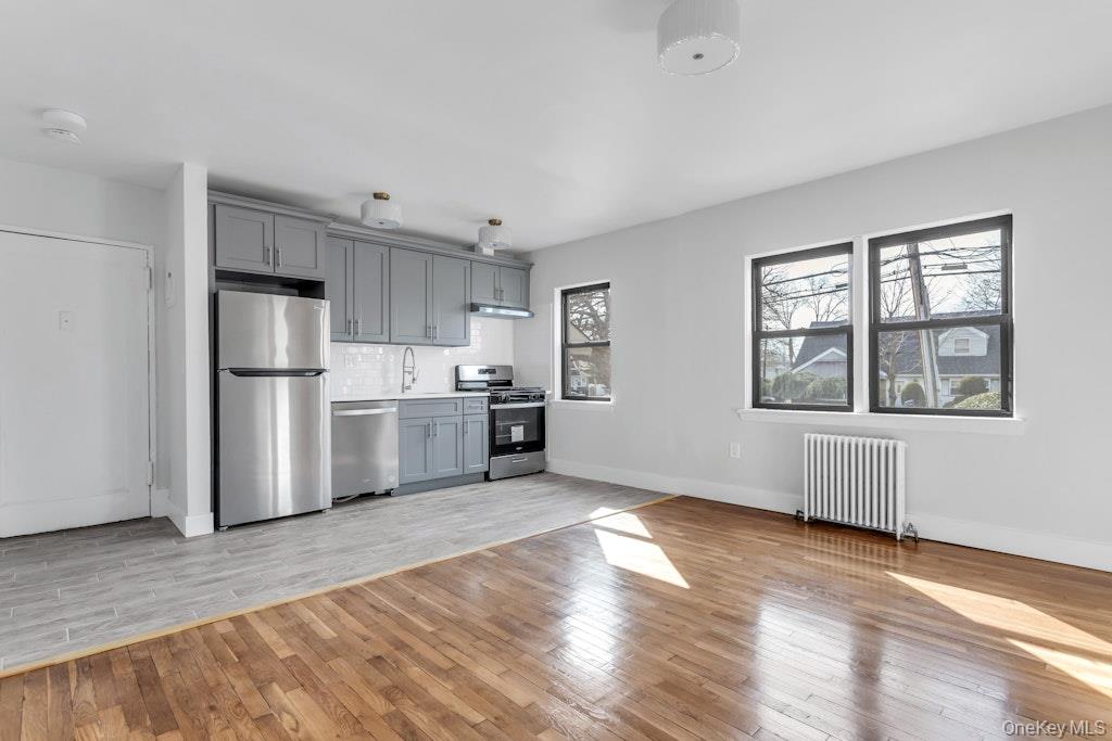 6 Brown Avenue a — photo
