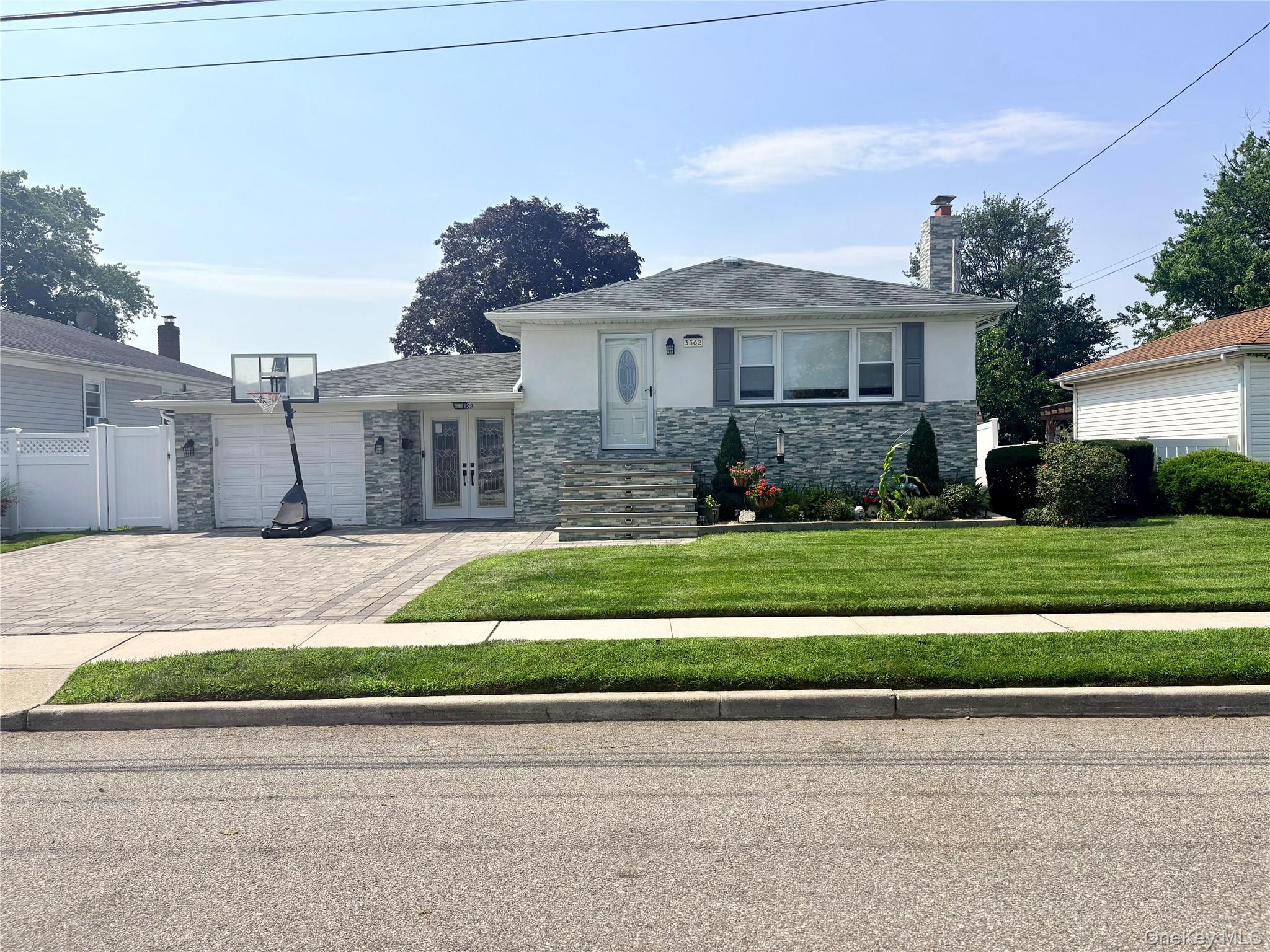 3362 Elliott Boulevard — photo