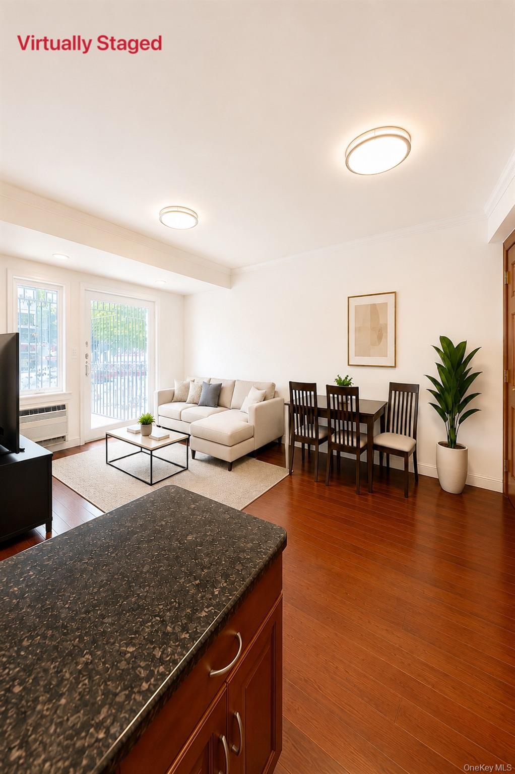 4105 College Point Boulevard 2D — photo