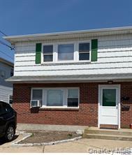 885 E Park Avenue Upper — photo