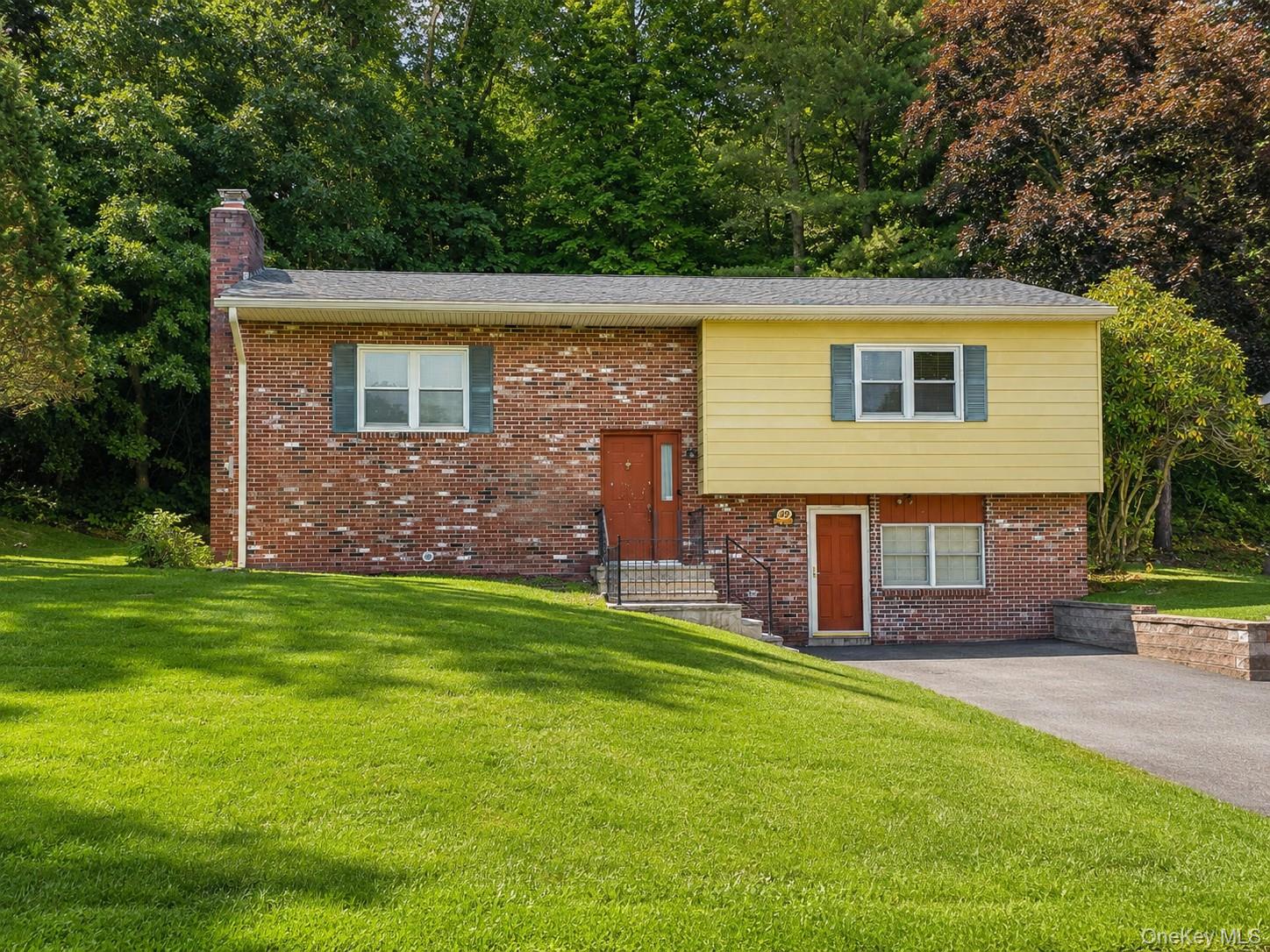 49 Brewster Drive — photo