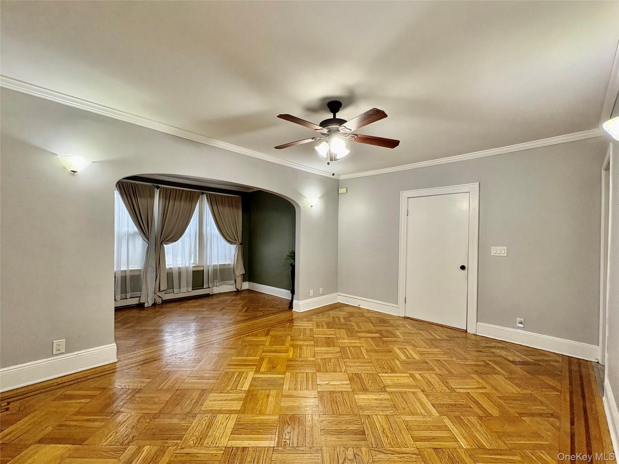 Home in Lynbrook, NY 11563 — photo 3