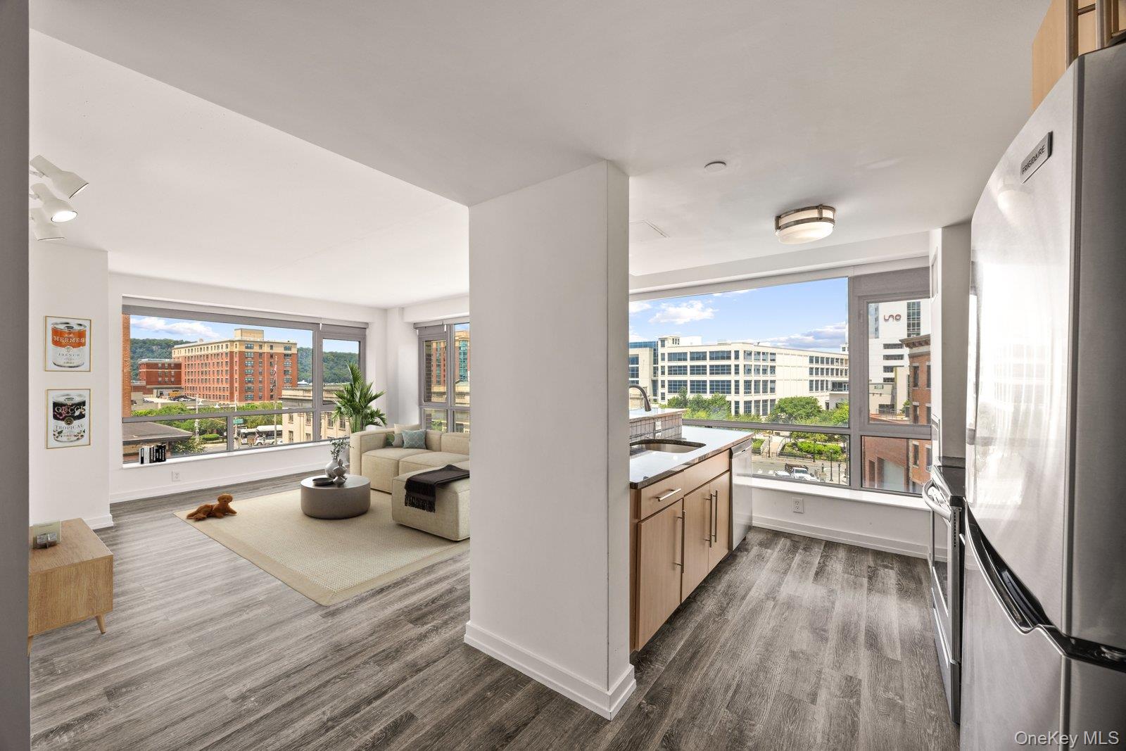 66 Main Street 816 — photo
