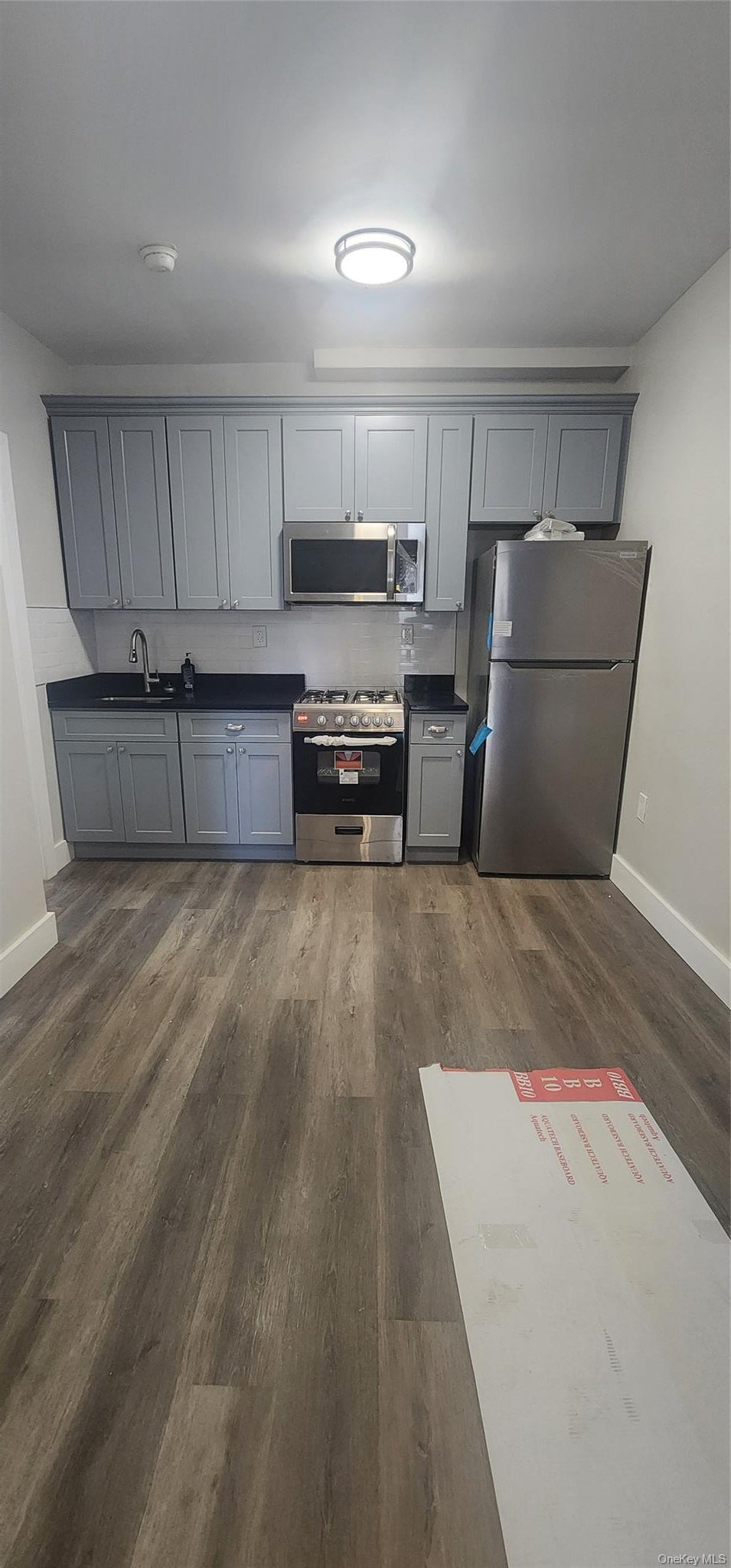 10647 Sutphin Boulevard 1R — photo