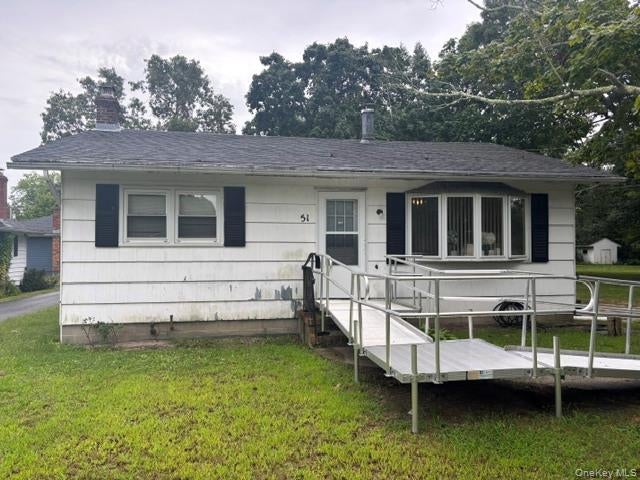 51 Hinda Boulevard — photo