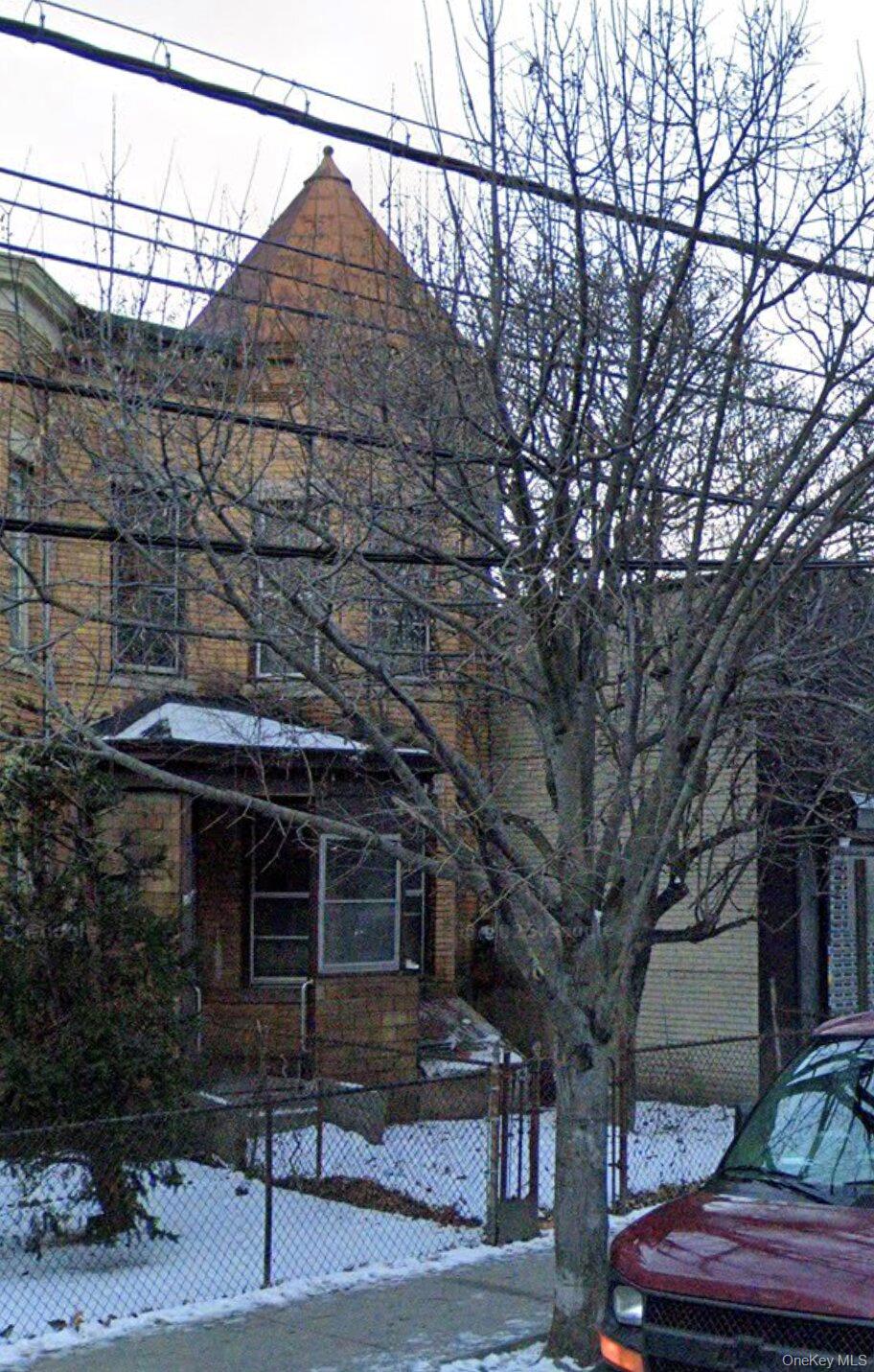 171 McLean Avenue — photo
