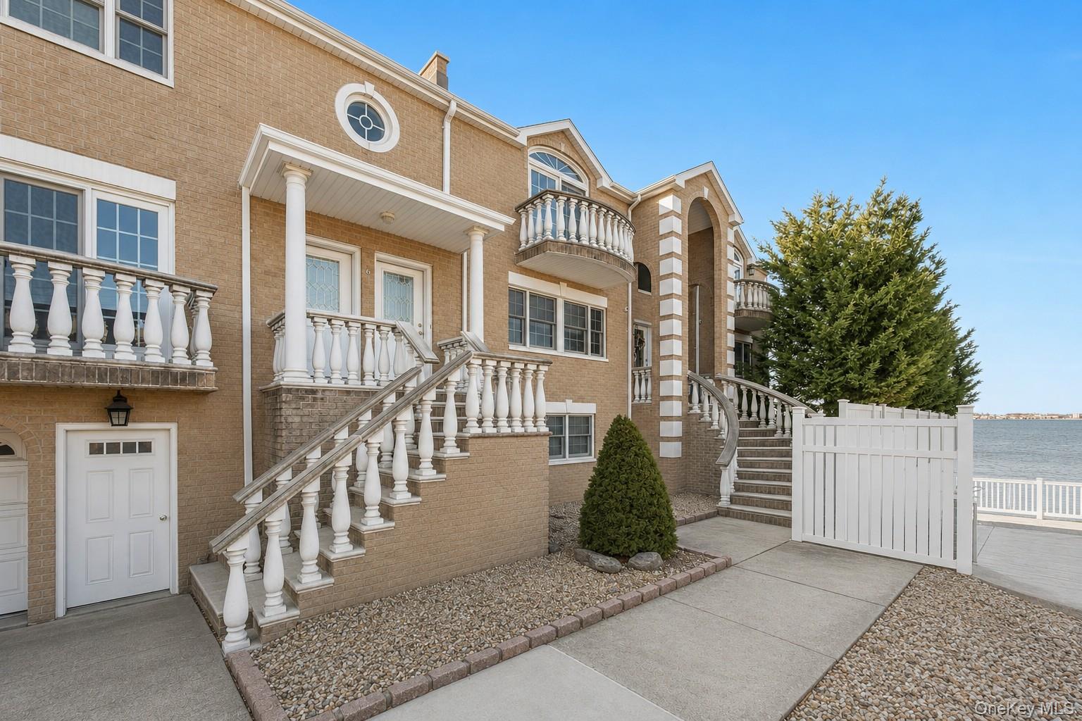 6 Pell Place 2 — photo