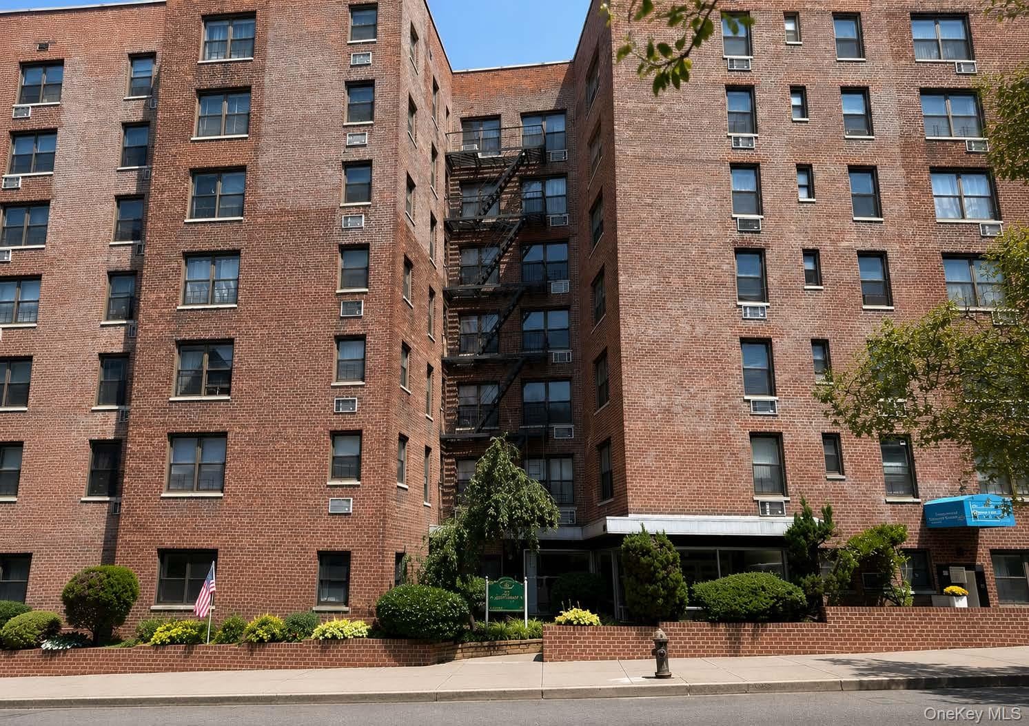 63-95 Austin Street 2L — photo