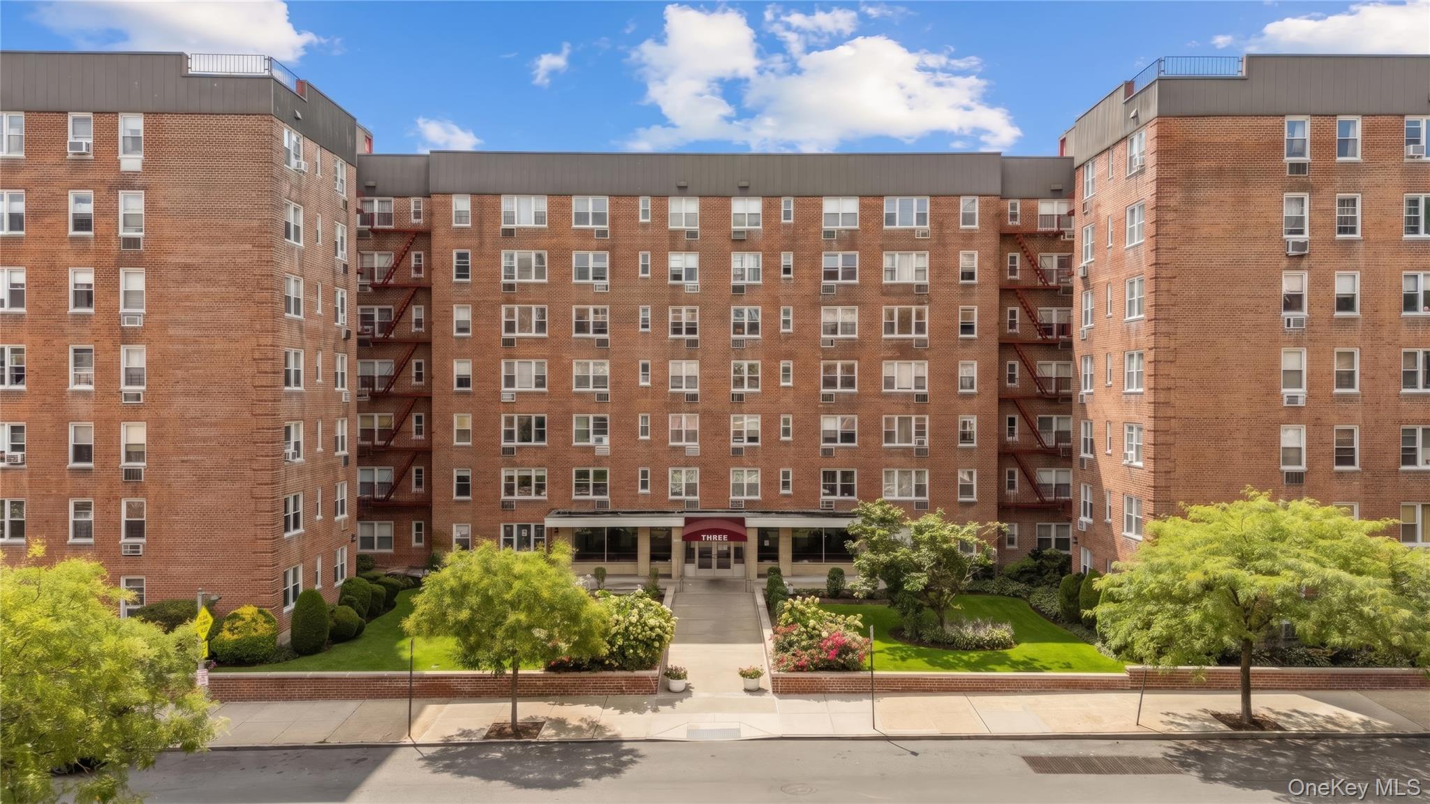 3 Sadore Lane 6X — photo