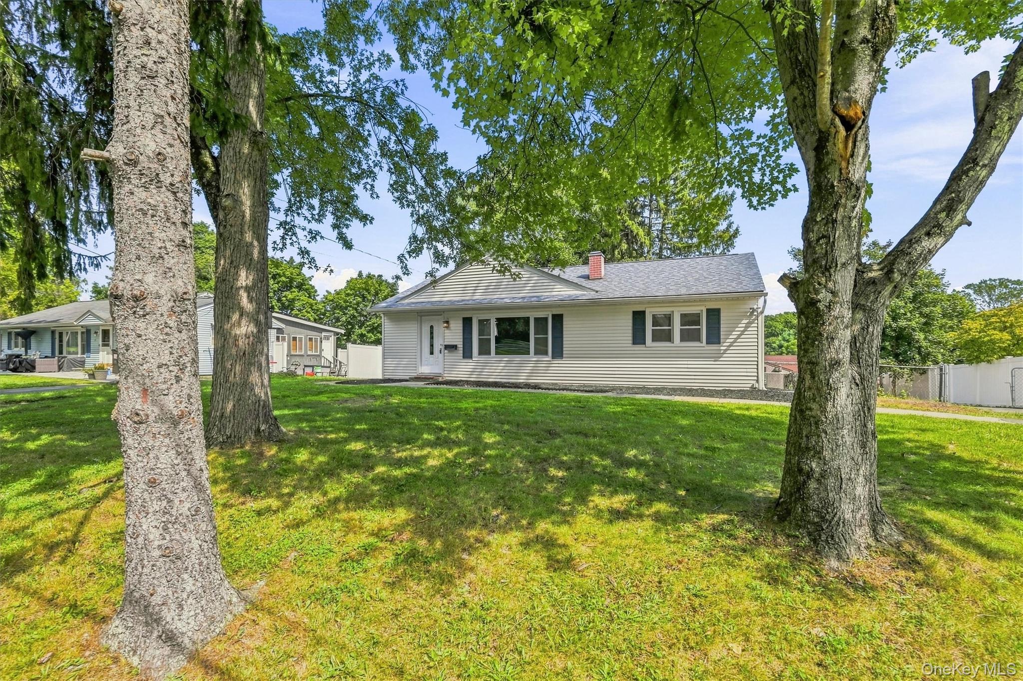 23 Westwood Drive — photo
