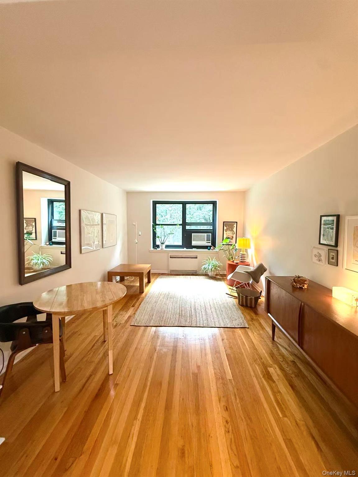 7505 Bell Boulevard 2C — photo