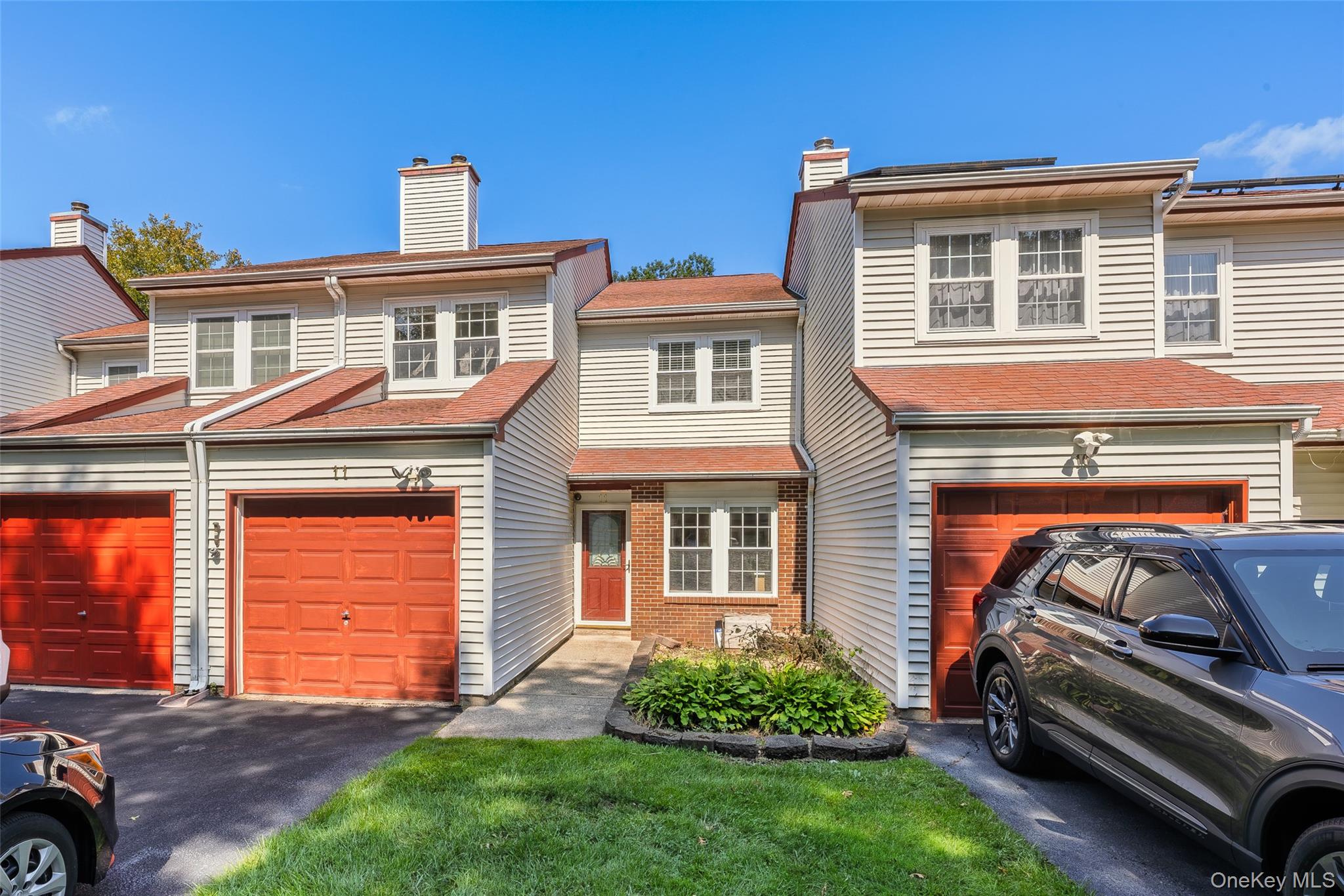 11 Burgoyne Court — photo