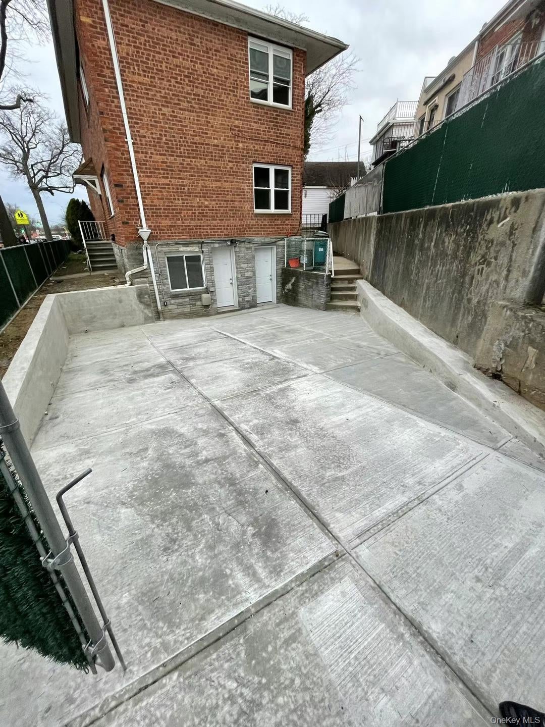 33-08 Francia Lewis Boulevard — photo