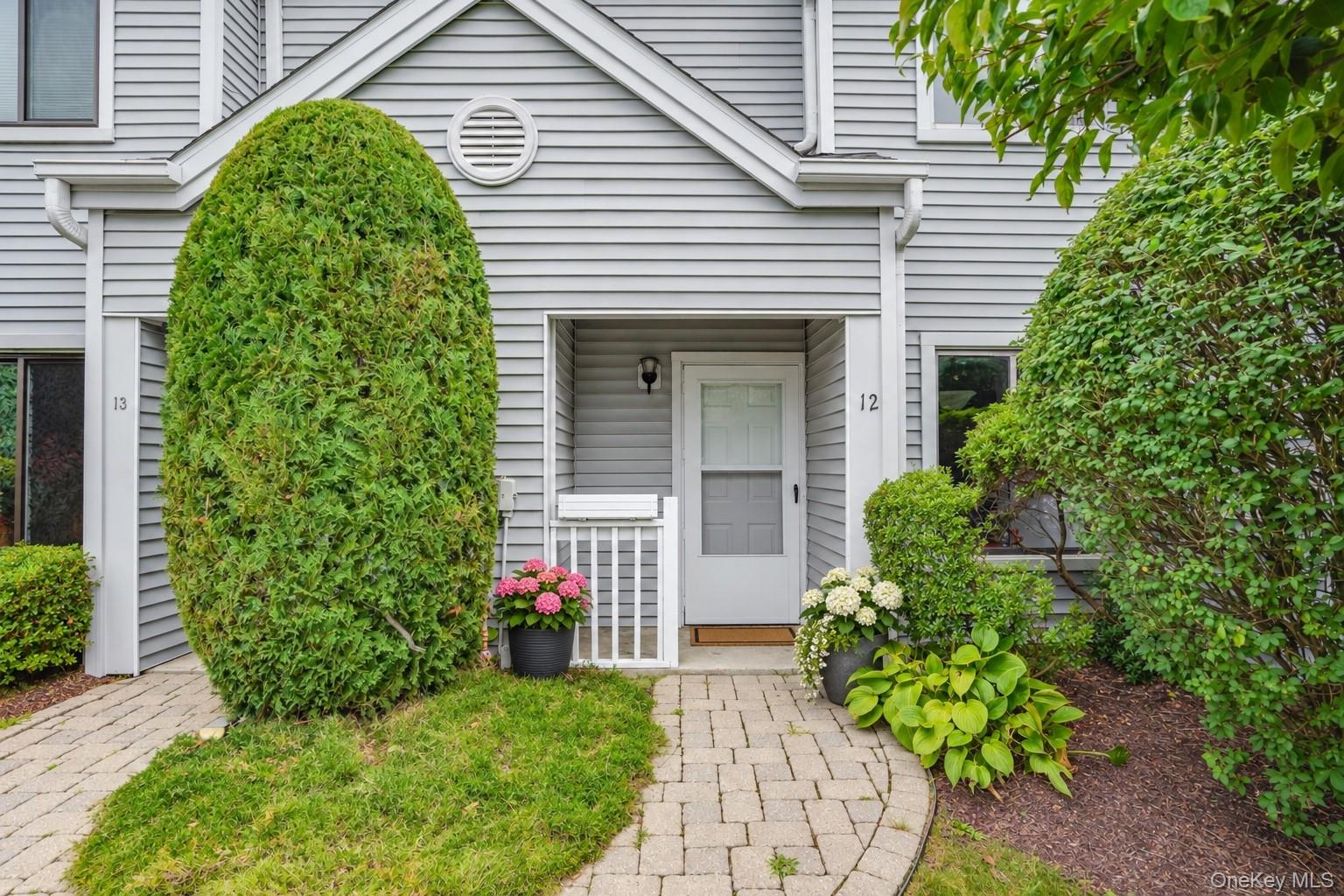 12 Country Place — photo
