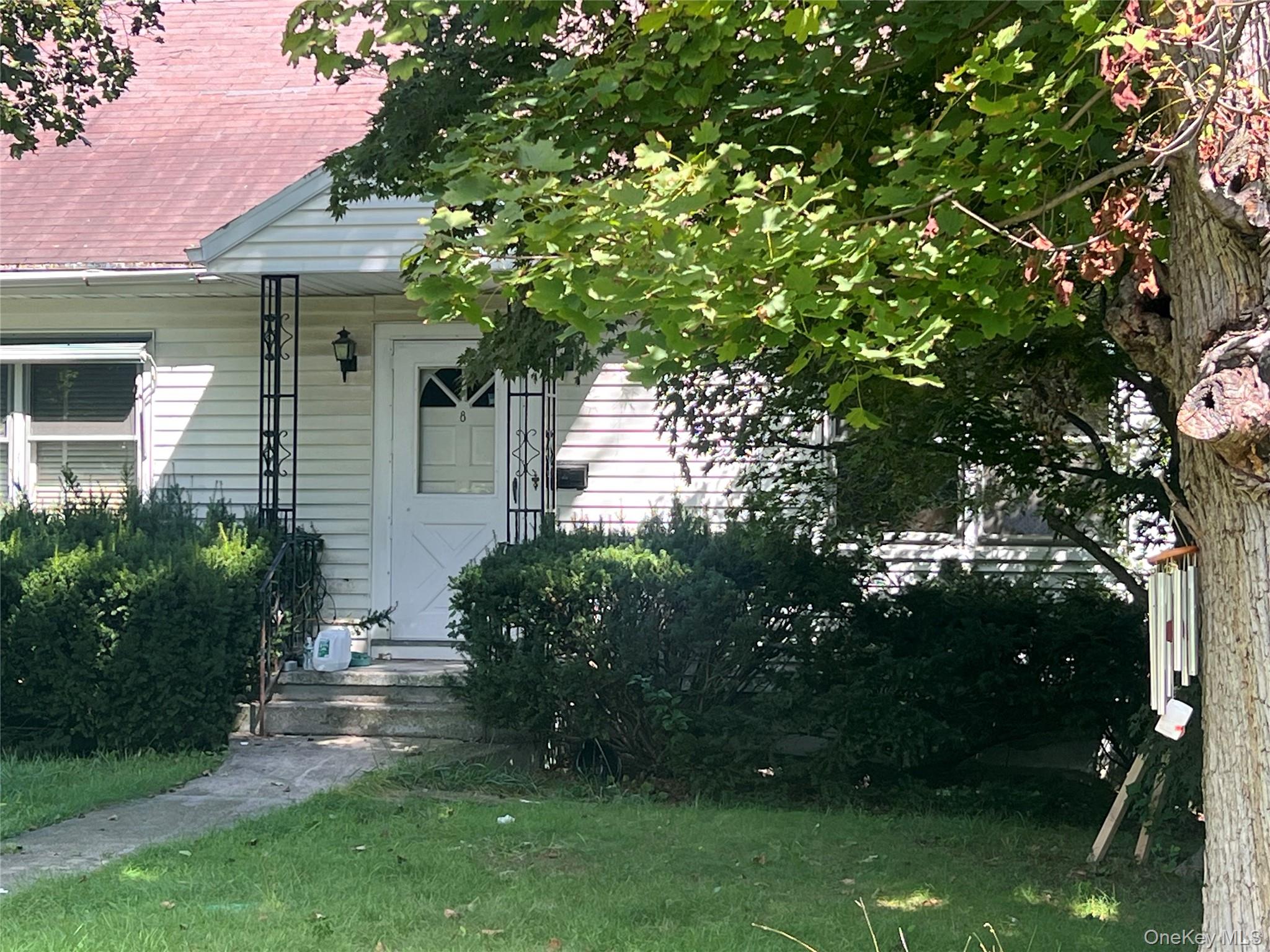 8 Trabucco Place — photo