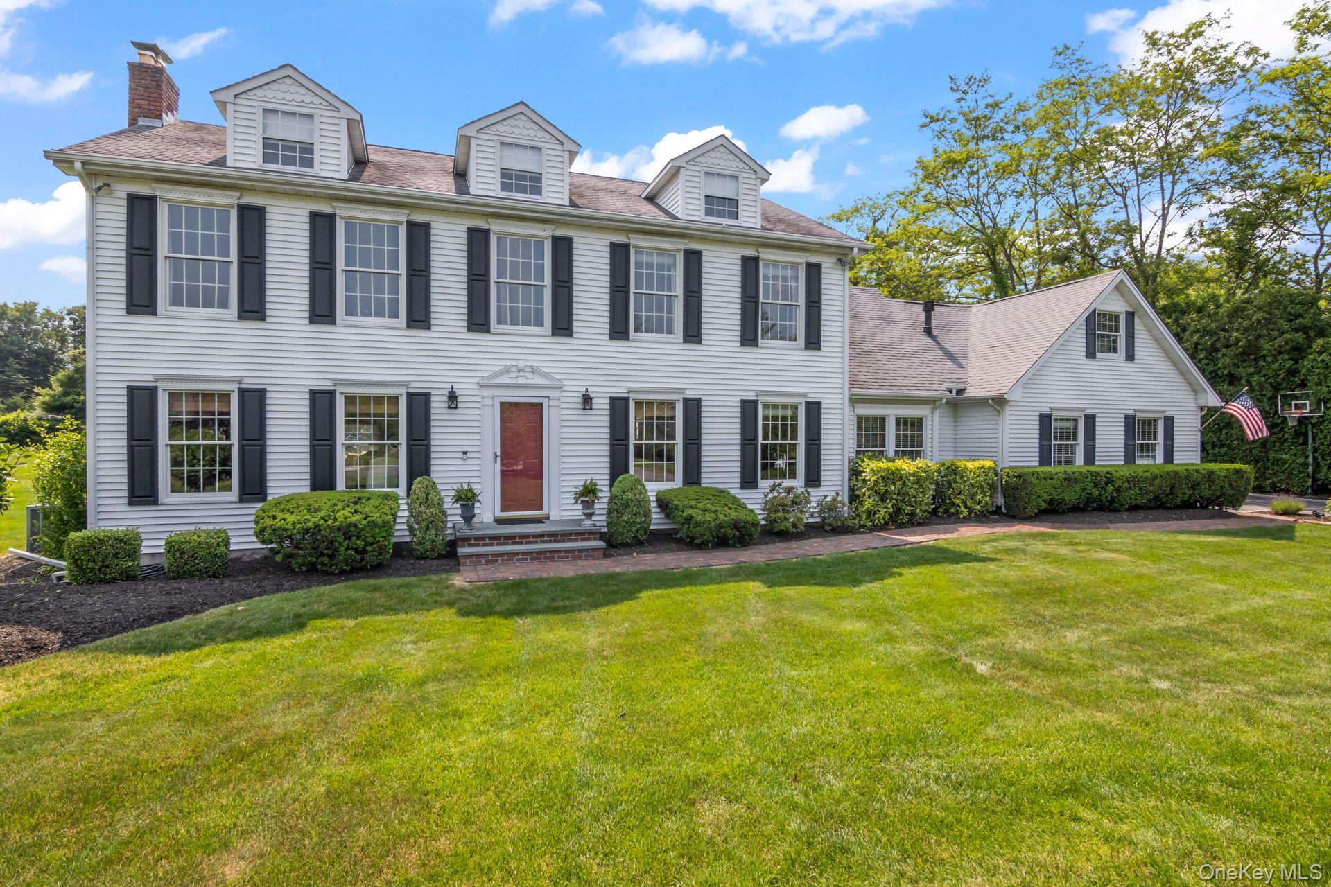 17 Lemark Court — photo