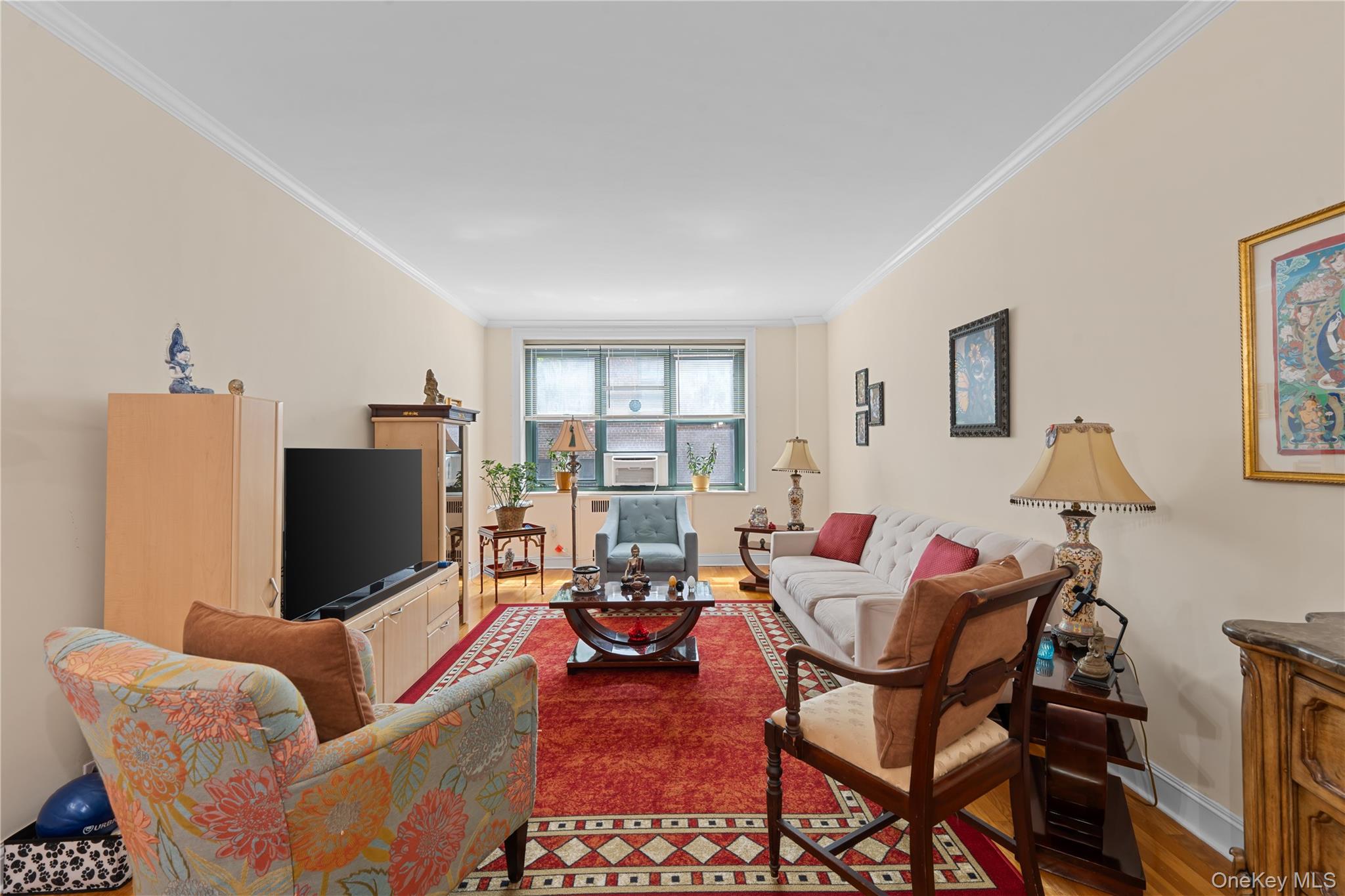 78-10 34 Avenue 4J — photo