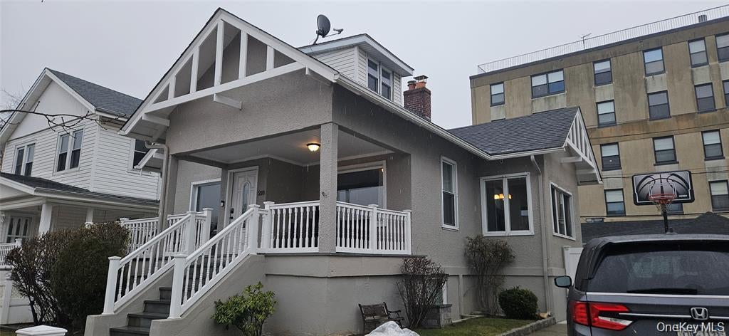 218 W Chester Street — photo