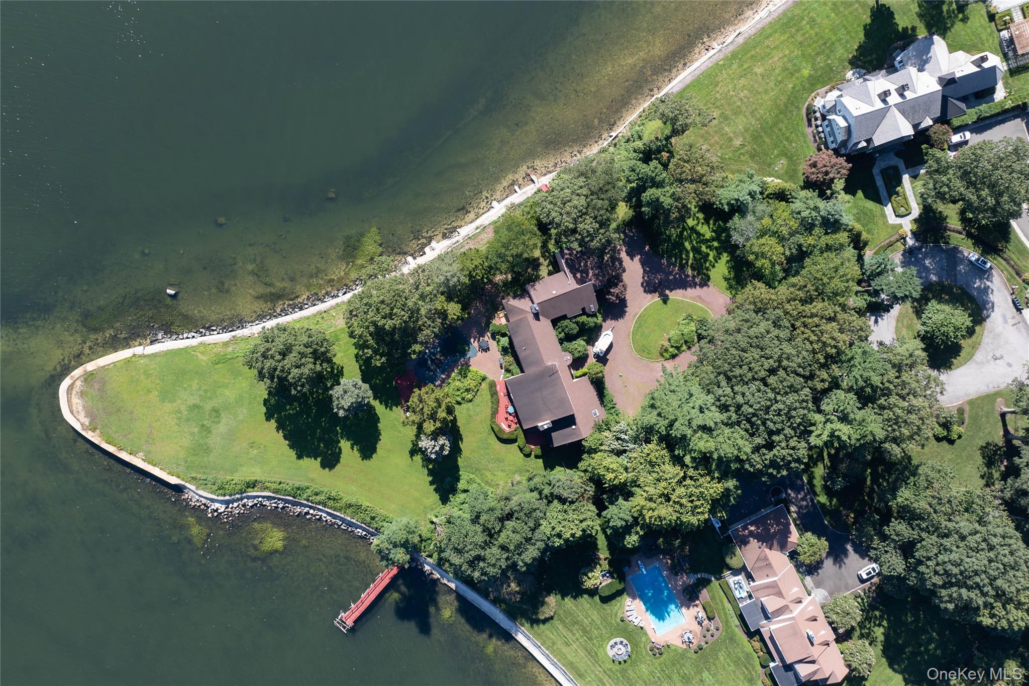 7 Lighthouse Point — photo