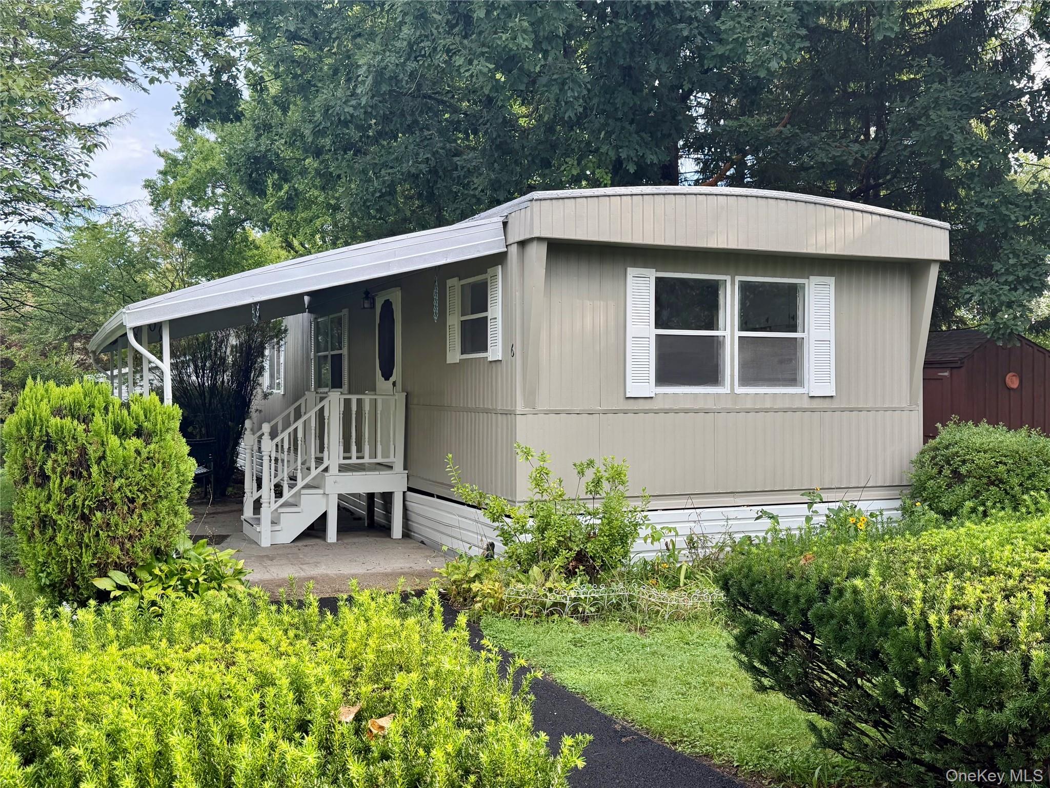 6 Oahu Lane — photo