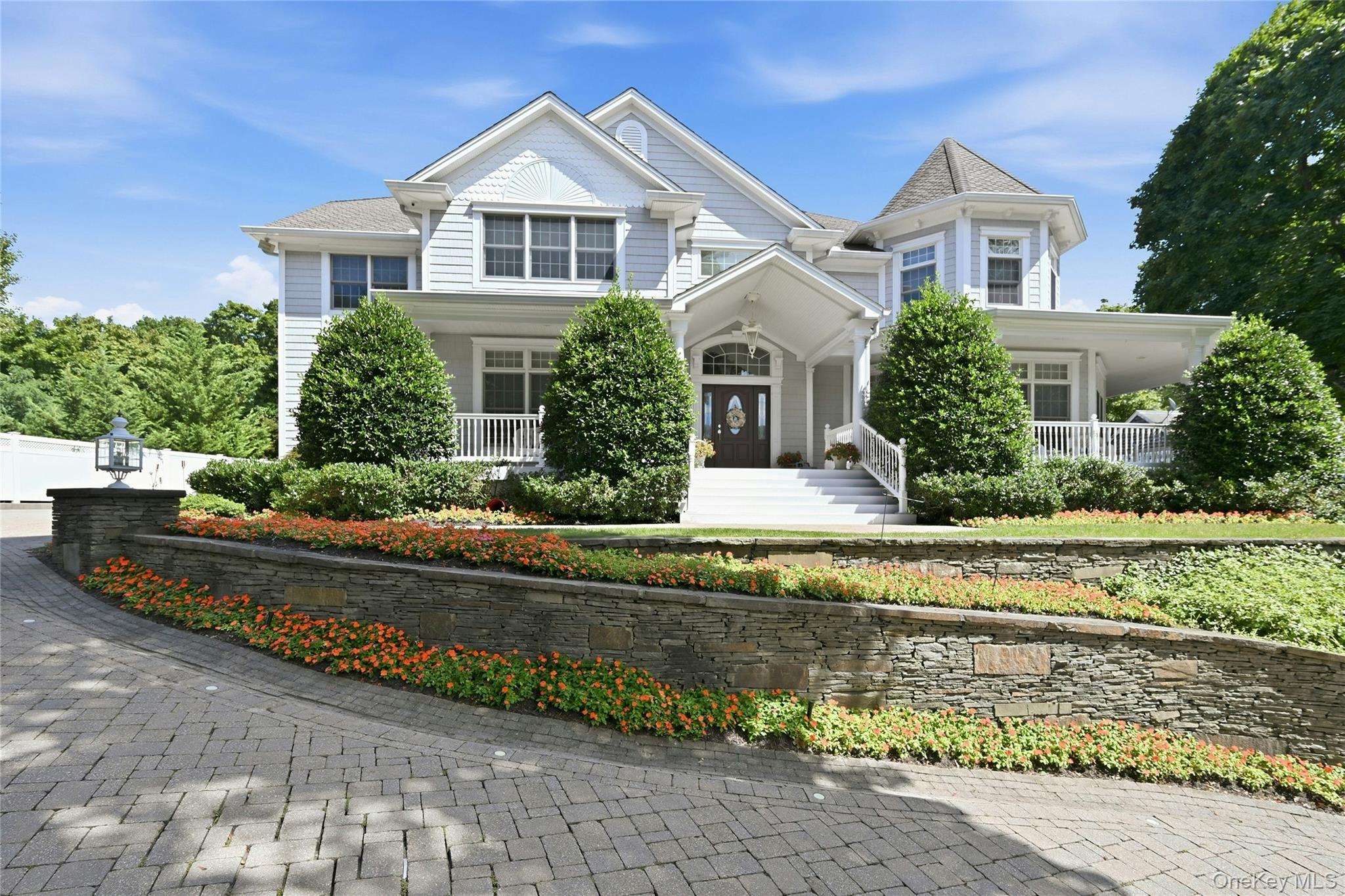 3 Crescent Drive — photo