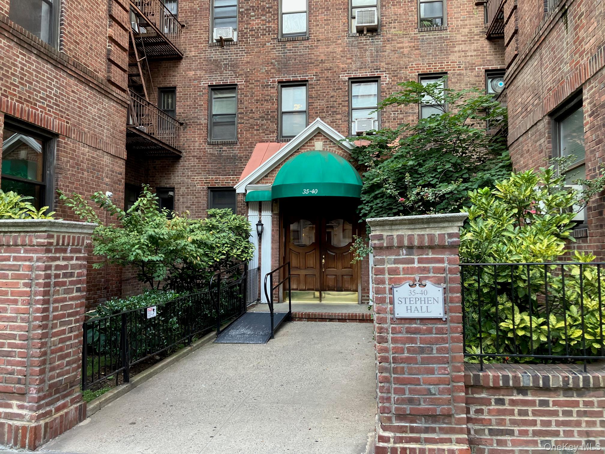 3540 82nd Street 4J — photo