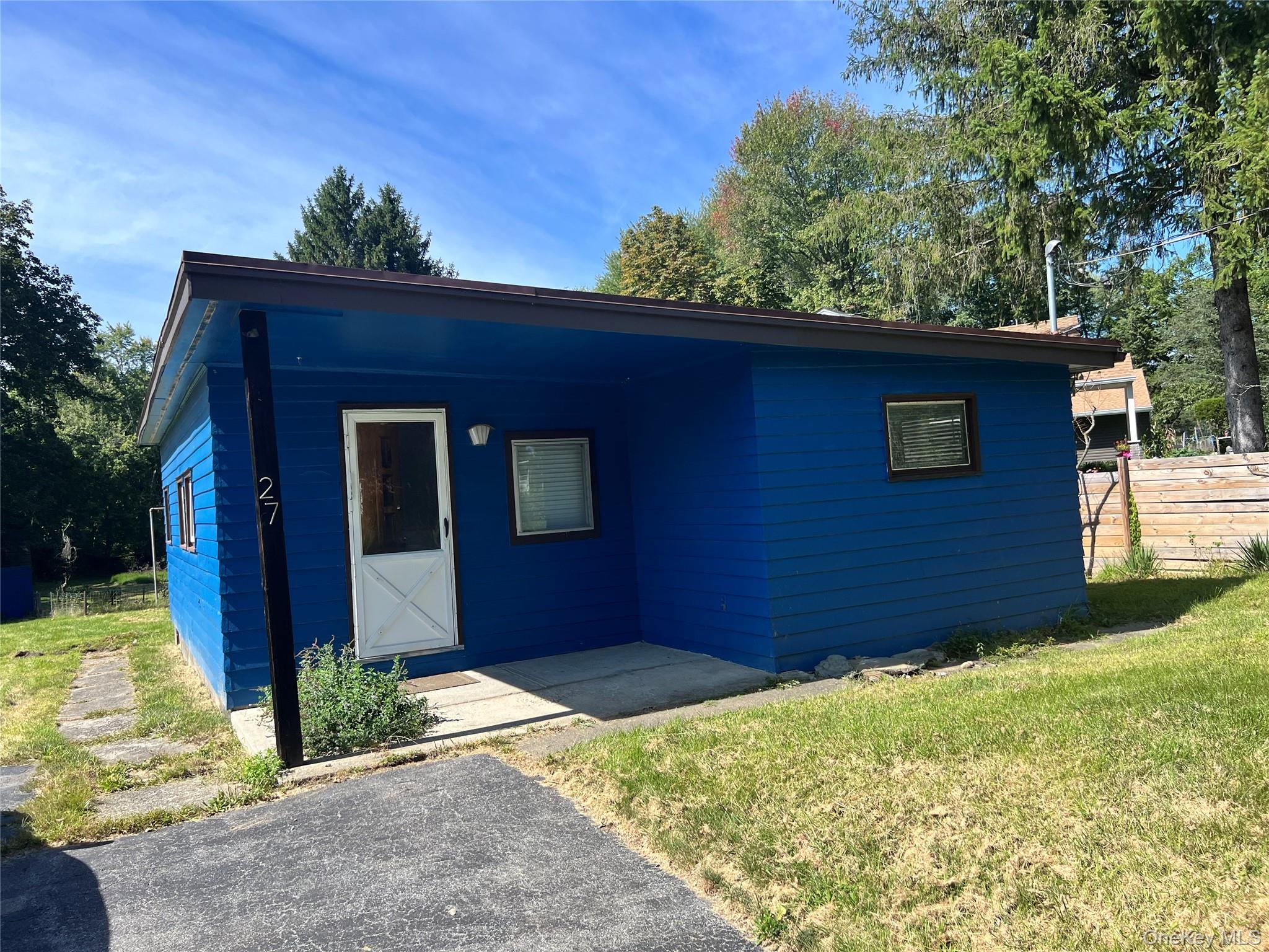 27 E Dorsey Lane — photo