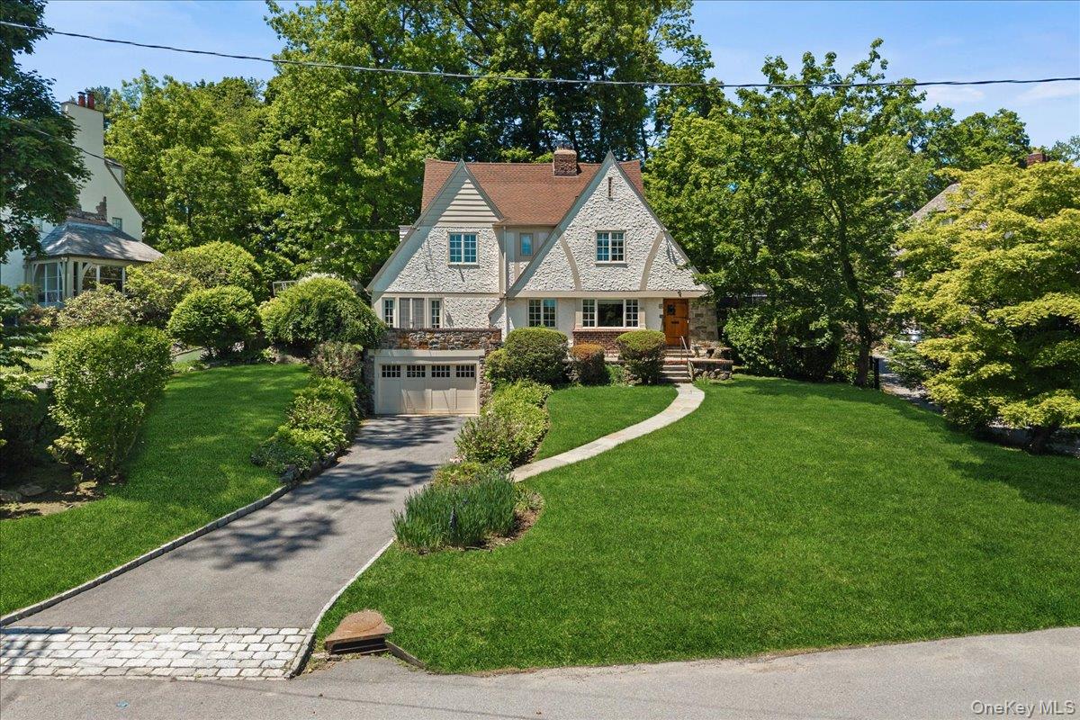 311 Lyncroft Road — photo