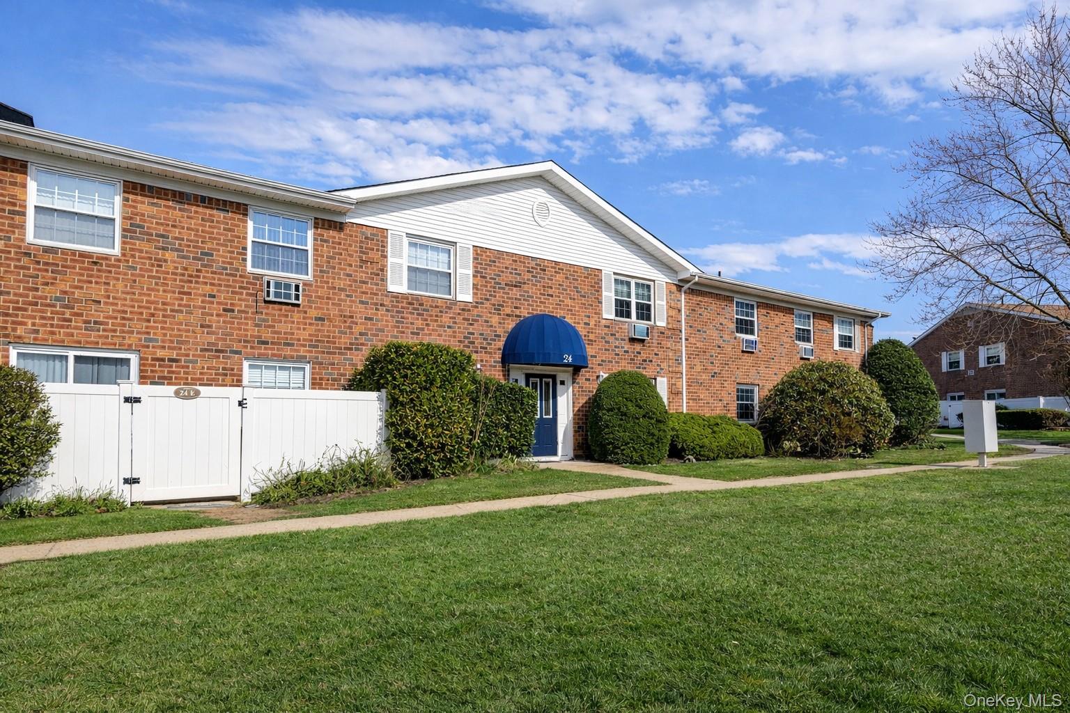 460 Old Town Road 24-O — photo