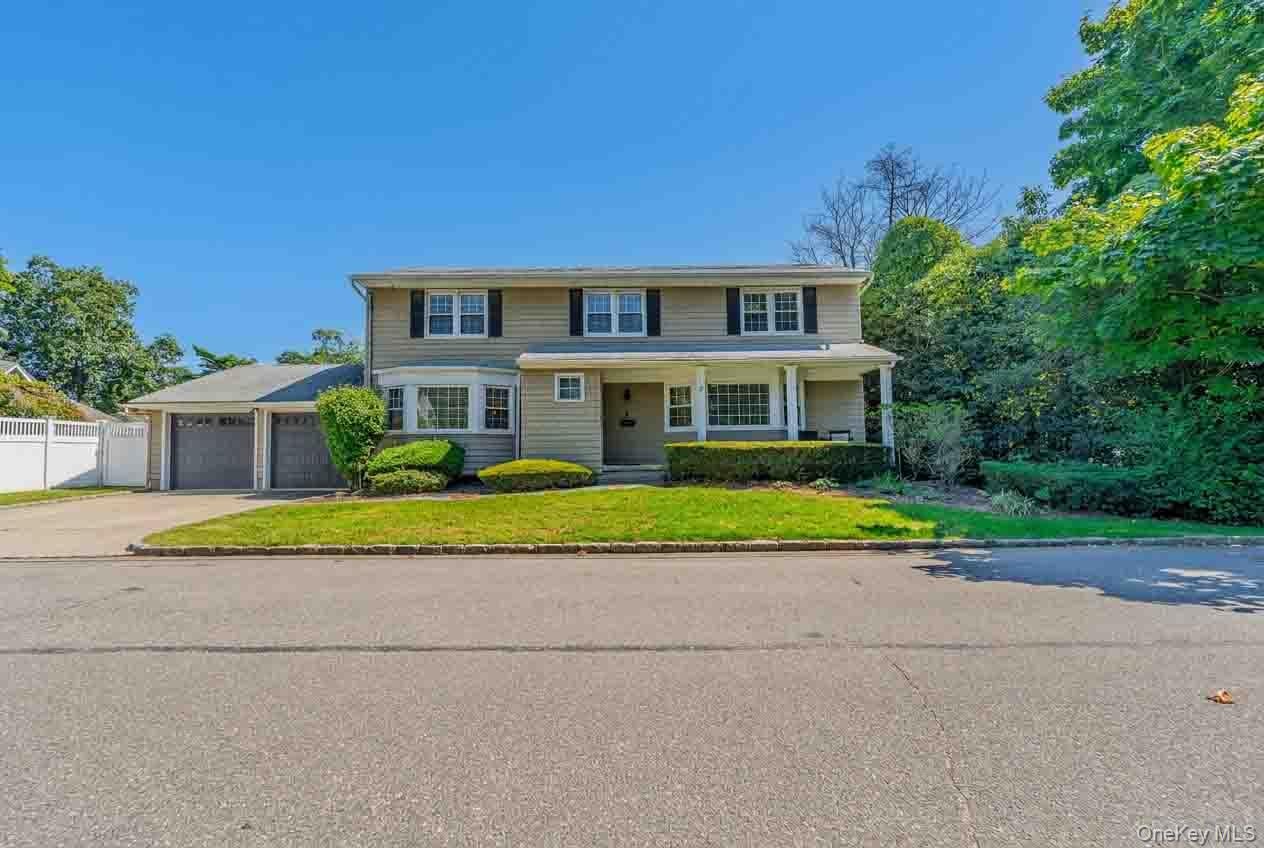 2 Ike Place — photo