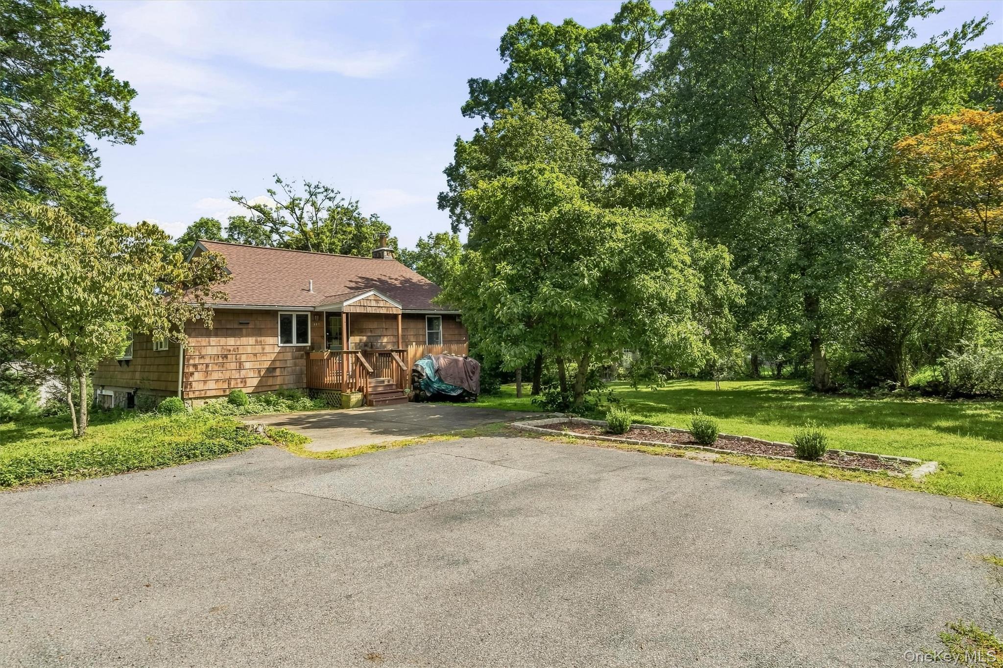 101 Highland Road — photo