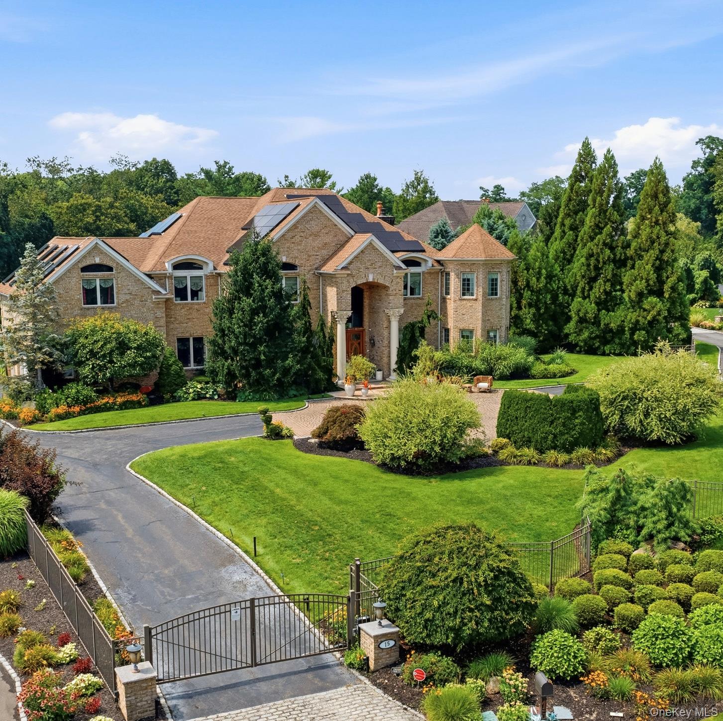 15 Peppermill Lane — photo