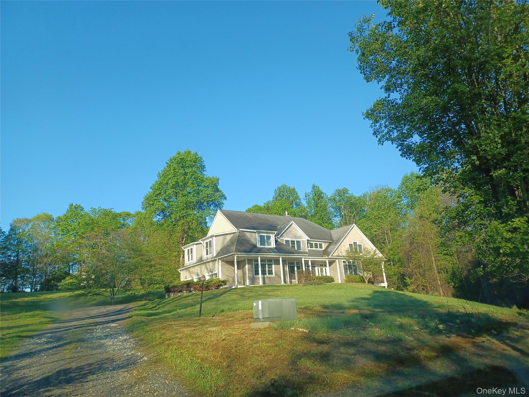 11 Hedges Road — photo