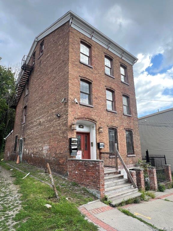 160 Ann Street — photo