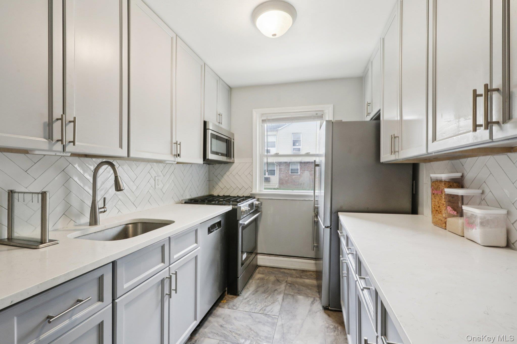 20 Main Street 20 — photo