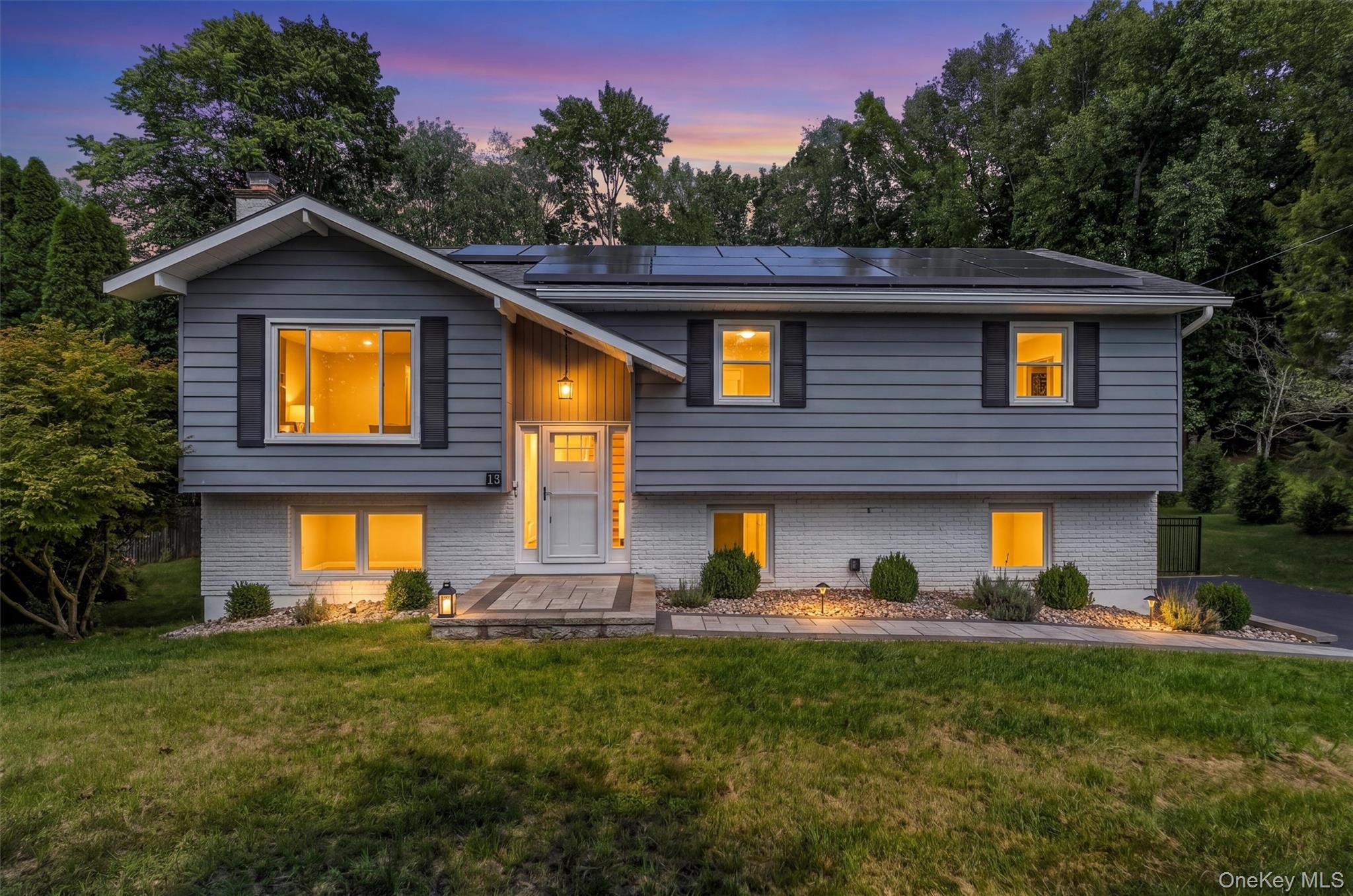 13 Slate Hill Drive — photo