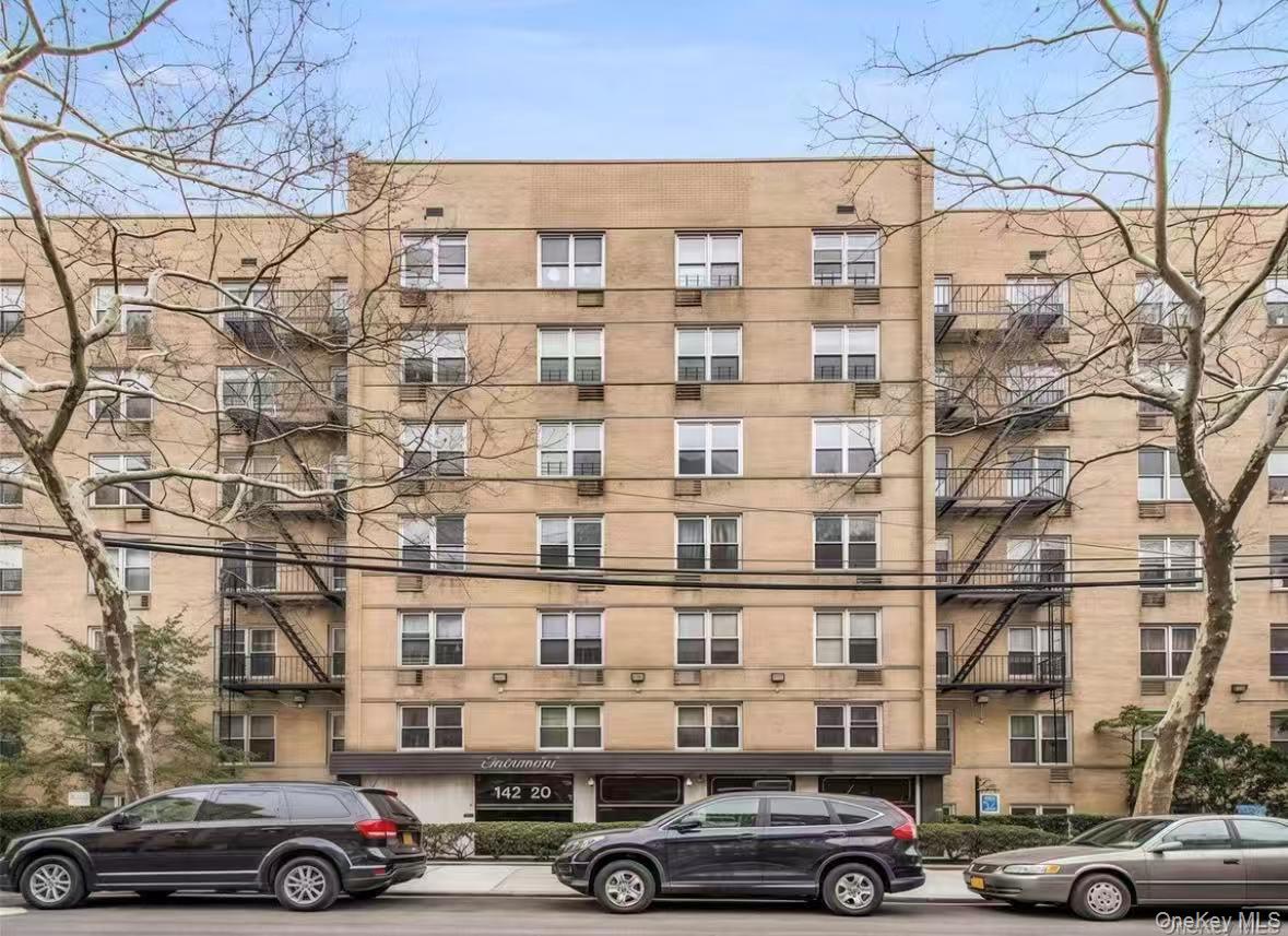 142-20 Franklin Avenue 6E — photo