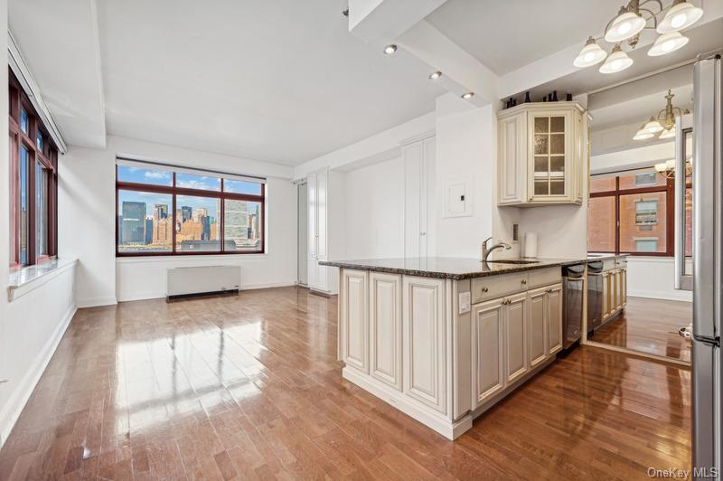 4-74 48th Avenue 5a — photo