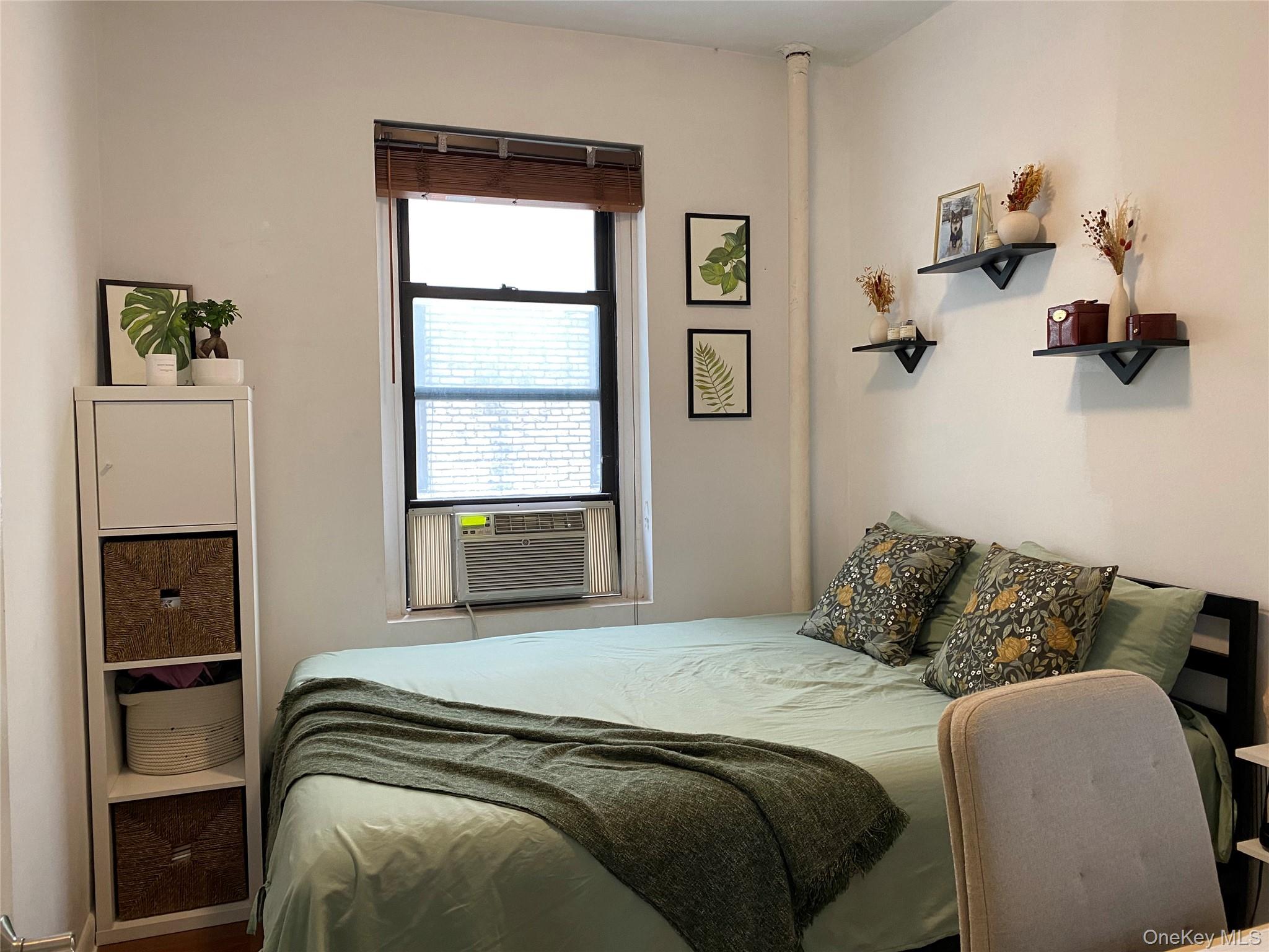 21-27 33 Street 3G — photo
