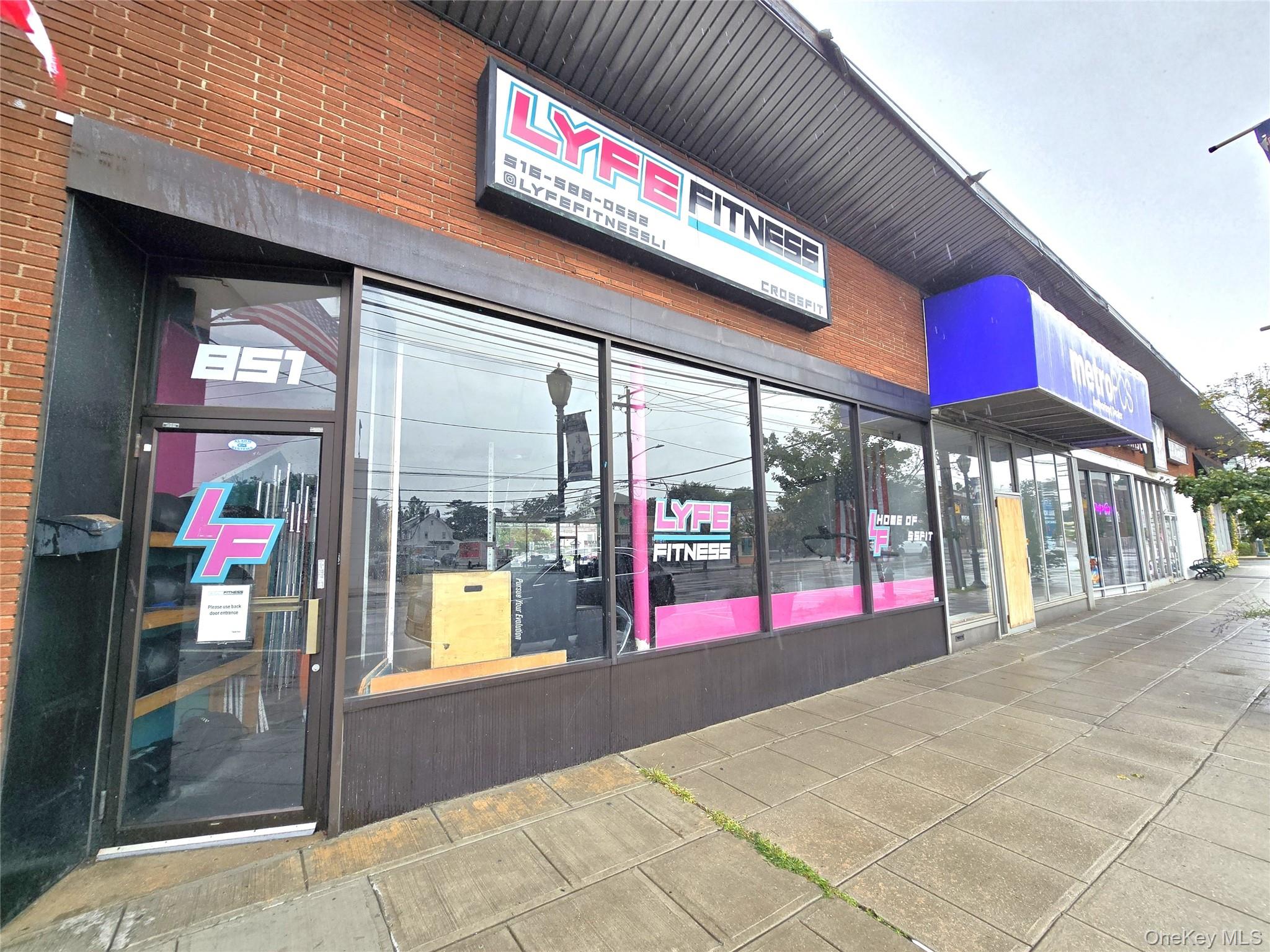 851 Merrick Road Store B — photo