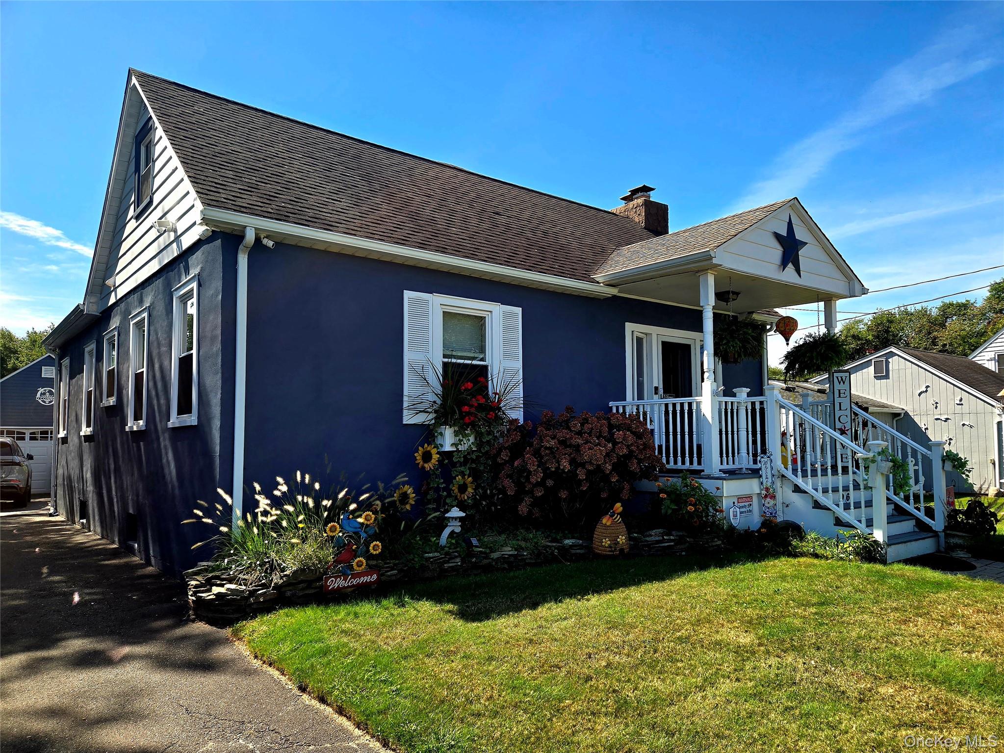 96 Trafalgar Drive — photo