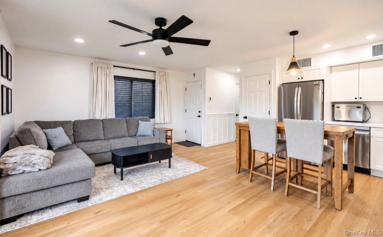 1 Anchorage Way 1101 — photo