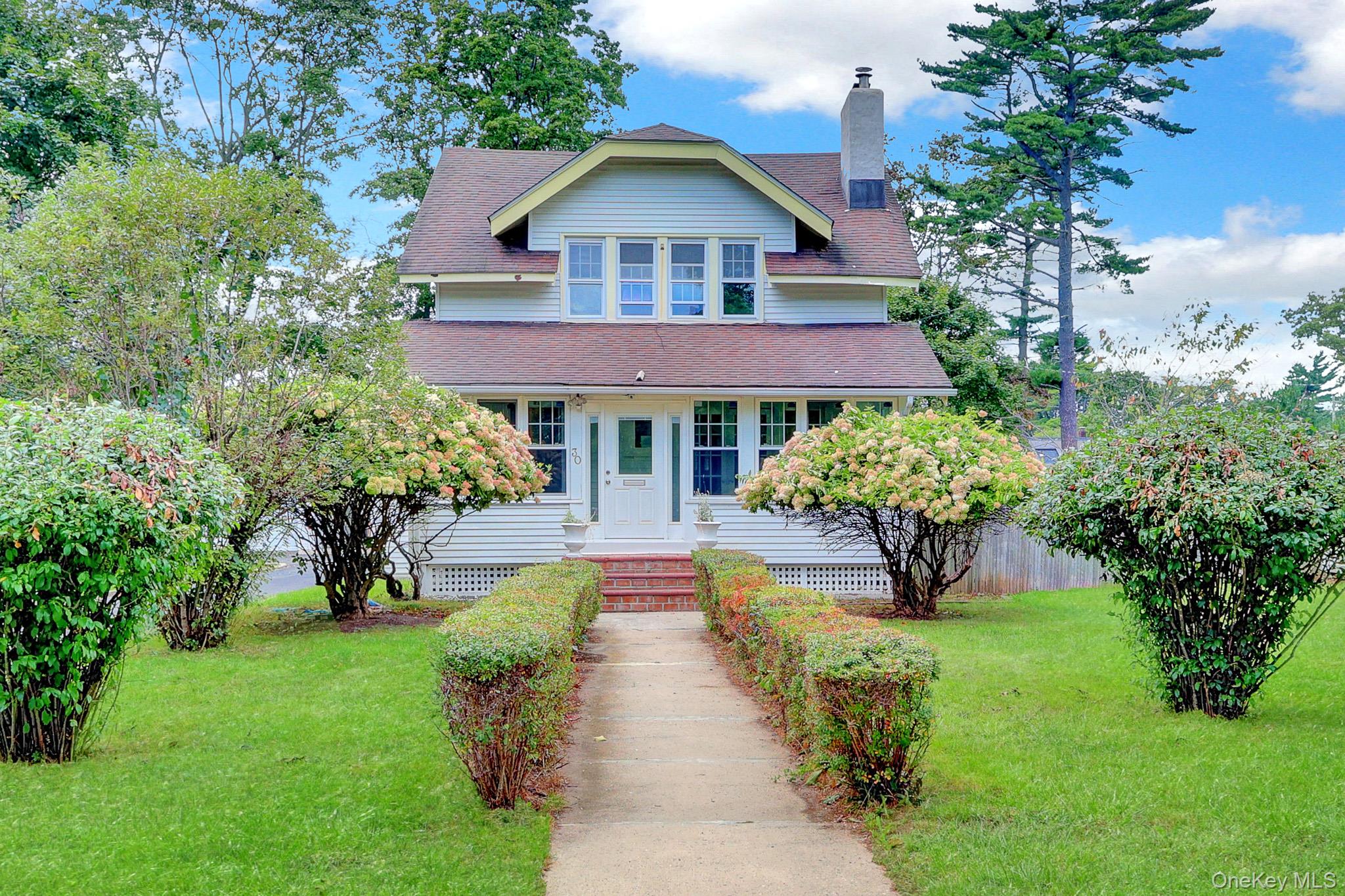 30 Brentwood Parkway — photo