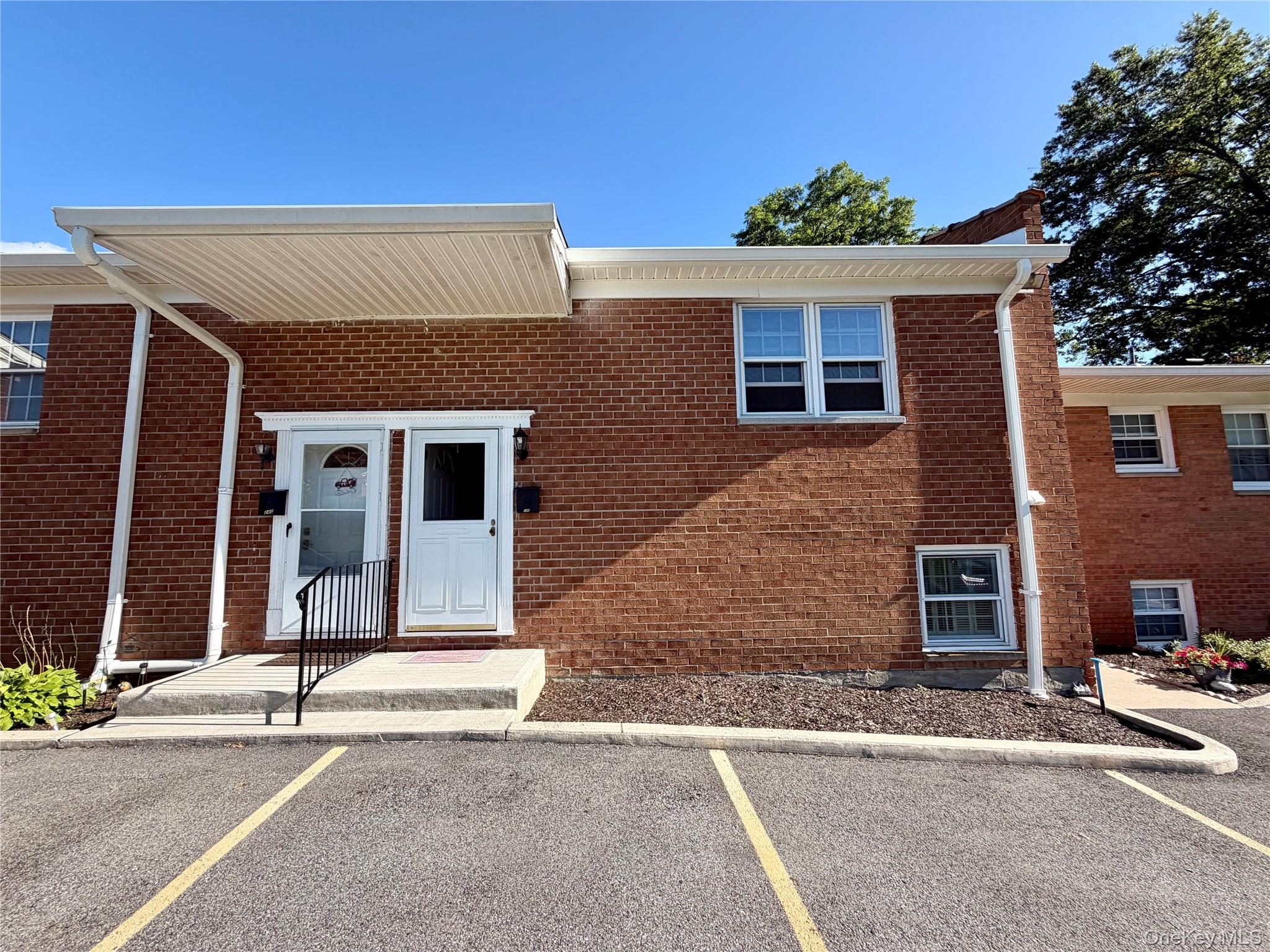 24 Alpine Drive H — photo